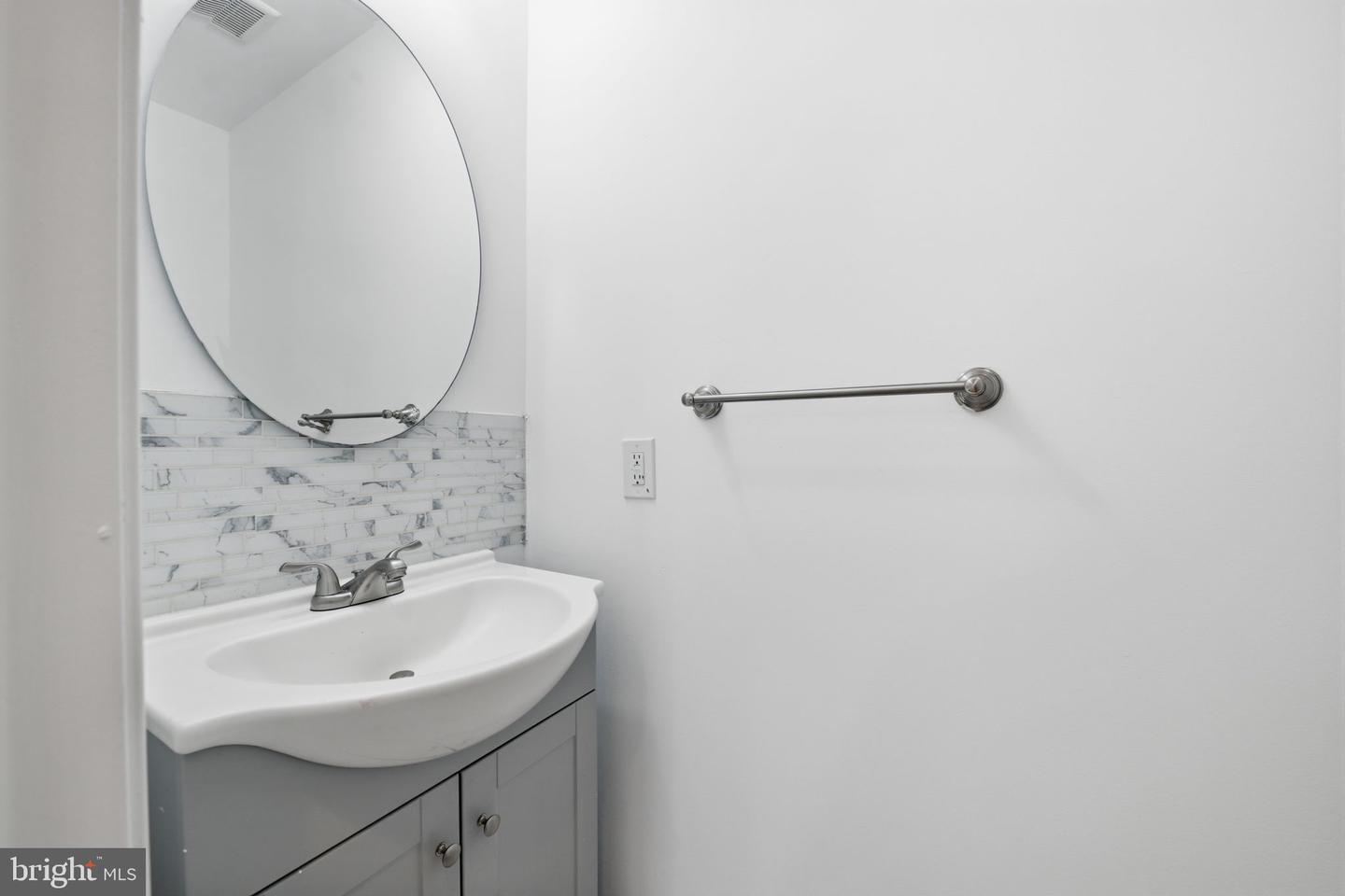 2242 16TH ST NE, WASHINGTON, District Of Columbia 20018, 4 Bedrooms Bedrooms, ,2 BathroomsBathrooms,Residential,For sale,2242 16TH ST NE,DCDC2243978 MLS # DCDC2243978