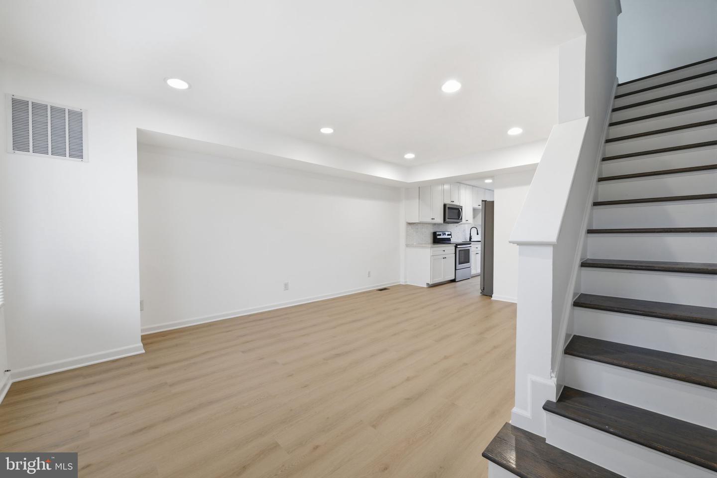 2242 16TH ST NE, WASHINGTON, District Of Columbia 20018, 4 Bedrooms Bedrooms, ,2 BathroomsBathrooms,Residential,For sale,2242 16TH ST NE,DCDC2243978 MLS # DCDC2243978