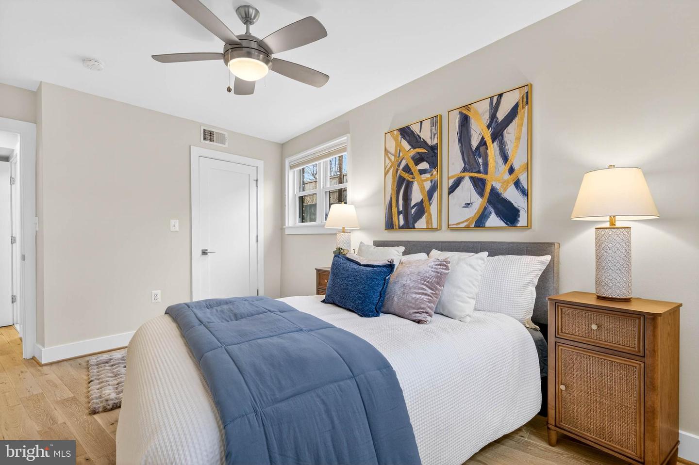 1516 K ST SE #2C, WASHINGTON, District Of Columbia 20003, 2 Bedrooms Bedrooms, ,1 BathroomBathrooms,Residential,For sale,1516 K ST SE #2C,DCDC2243998 MLS # DCDC2243998