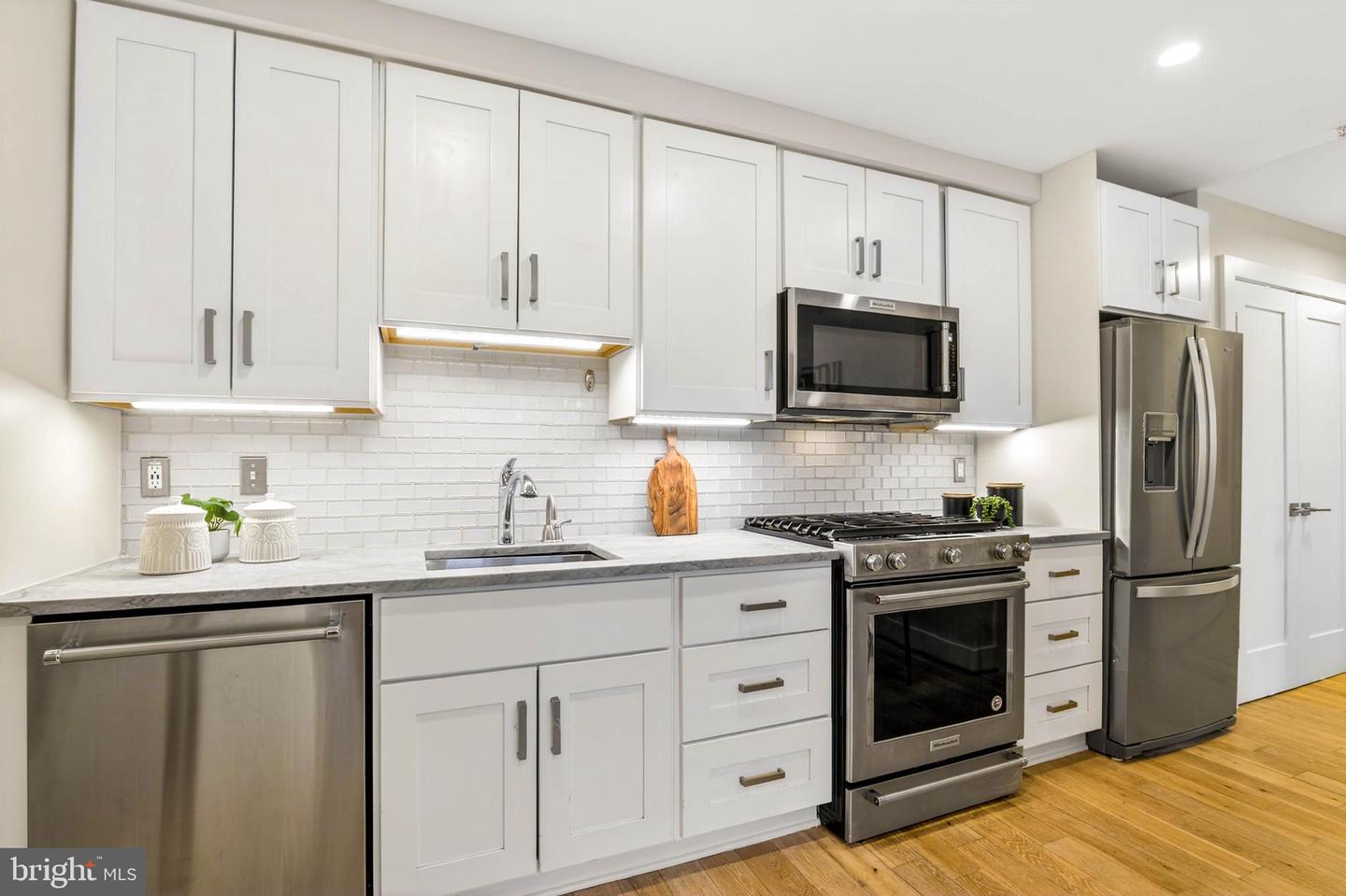 1516 K ST SE #2C, WASHINGTON, District Of Columbia 20003, 2 Bedrooms Bedrooms, ,1 BathroomBathrooms,Residential,For sale,1516 K ST SE #2C,DCDC2243998 MLS # DCDC2243998