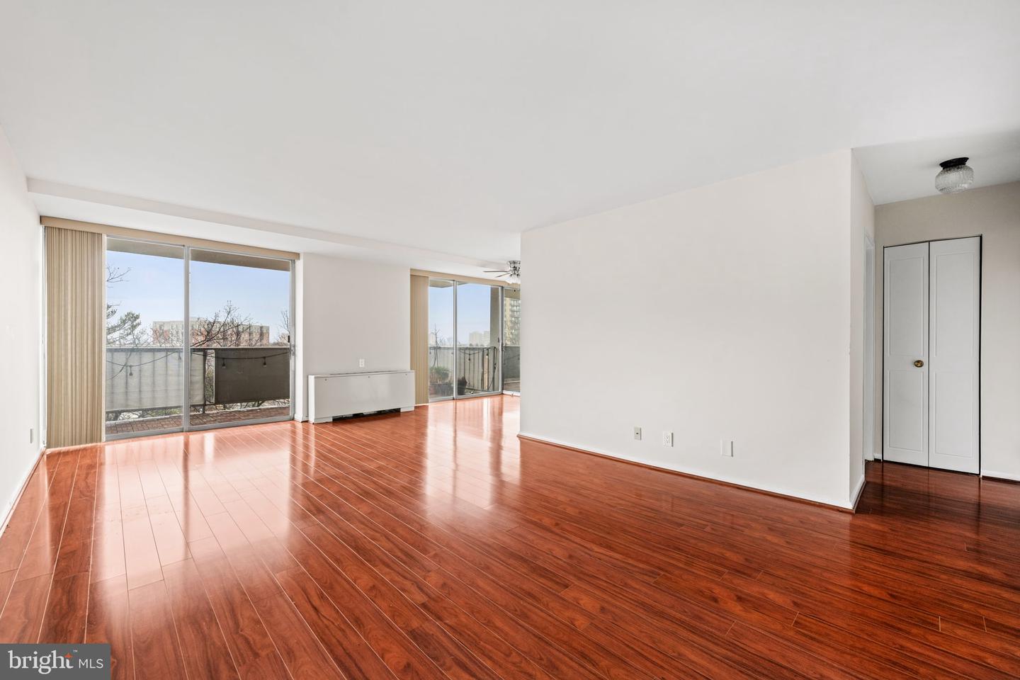 301 N BEAUREGARD ST #604, ALEXANDRIA, Virginia 22312, 3 Bedrooms Bedrooms, ,2 BathroomsBathrooms,Residential,For sale,301 N BEAUREGARD ST #604,VAAX2053668 MLS # VAAX2053668