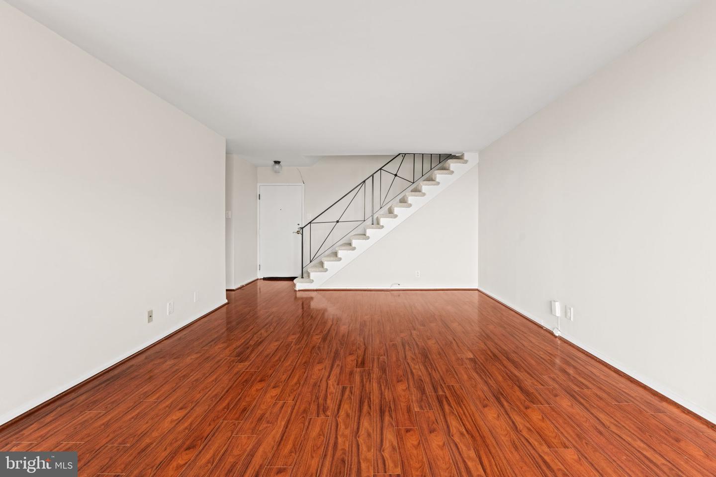 301 N BEAUREGARD ST #604, ALEXANDRIA, Virginia 22312, 3 Bedrooms Bedrooms, ,2 BathroomsBathrooms,Residential,For sale,301 N BEAUREGARD ST #604,VAAX2053668 MLS # VAAX2053668