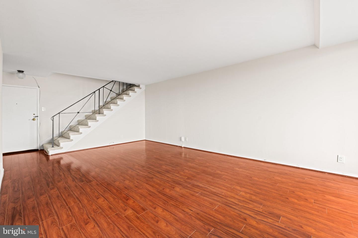 301 N BEAUREGARD ST #604, ALEXANDRIA, Virginia 22312, 3 Bedrooms Bedrooms, ,2 BathroomsBathrooms,Residential,For sale,301 N BEAUREGARD ST #604,VAAX2053668 MLS # VAAX2053668