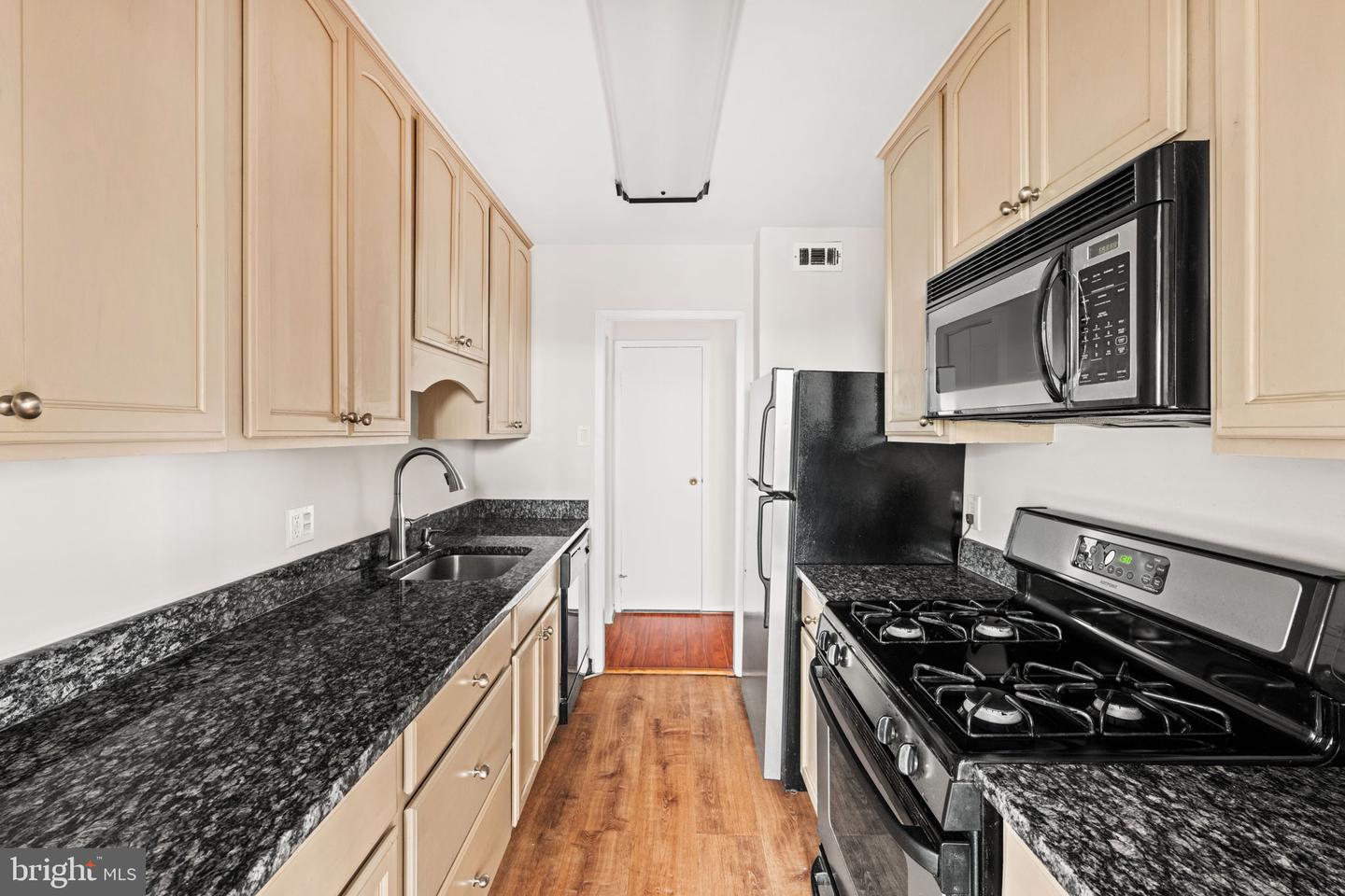 301 N BEAUREGARD ST #604, ALEXANDRIA, Virginia 22312, 3 Bedrooms Bedrooms, ,2 BathroomsBathrooms,Residential,For sale,301 N BEAUREGARD ST #604,VAAX2053668 MLS # VAAX2053668