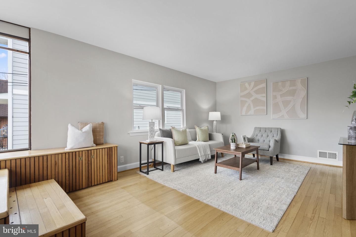 5713 6TH ST N, ARLINGTON, Virginia 22205, 3 Bedrooms Bedrooms, ,2 BathroomsBathrooms,Residential,For sale,5713 6TH ST N,VAAR2068326 MLS # VAAR2068326