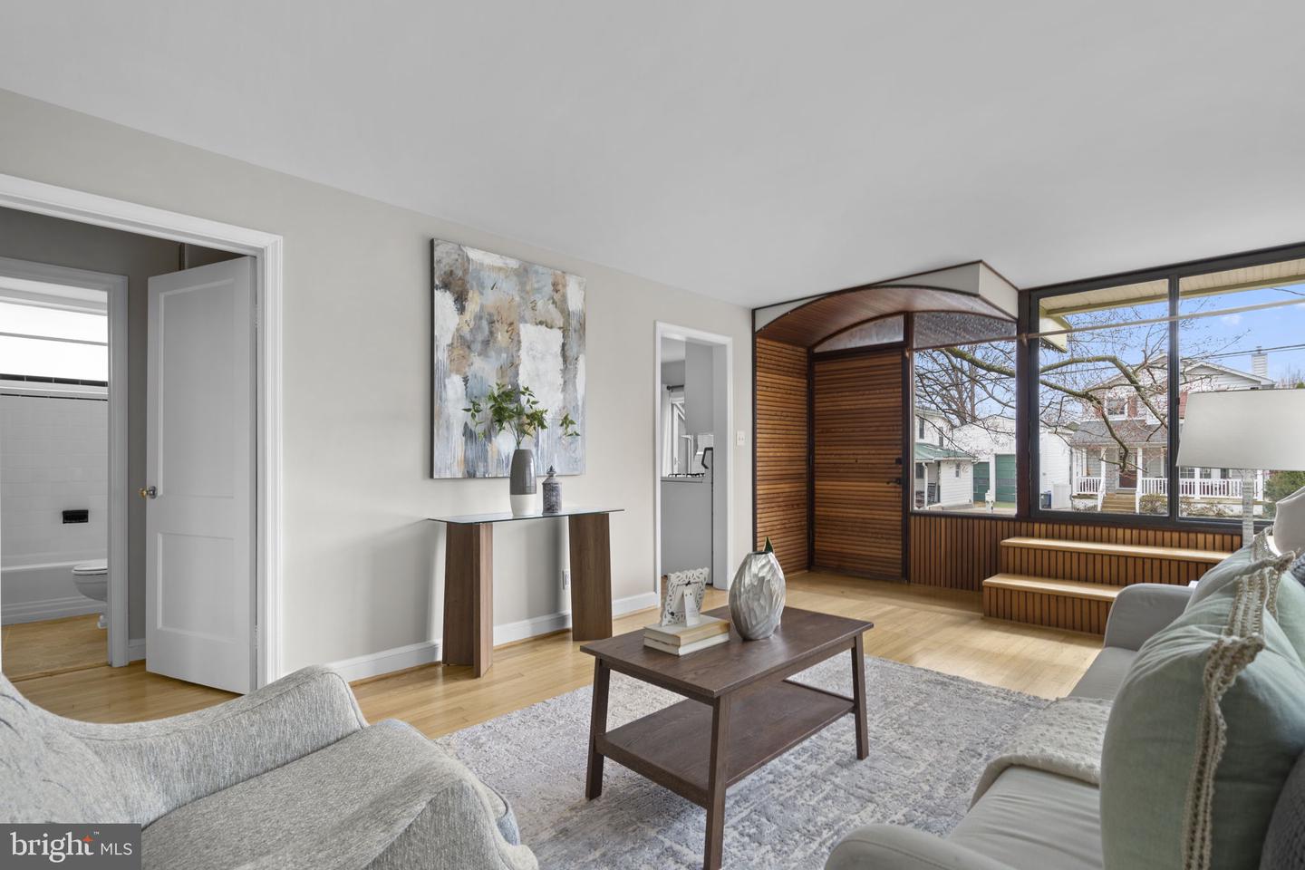 5713 6TH ST N, ARLINGTON, Virginia 22205, 3 Bedrooms Bedrooms, ,2 BathroomsBathrooms,Residential,For sale,5713 6TH ST N,VAAR2068326 MLS # VAAR2068326