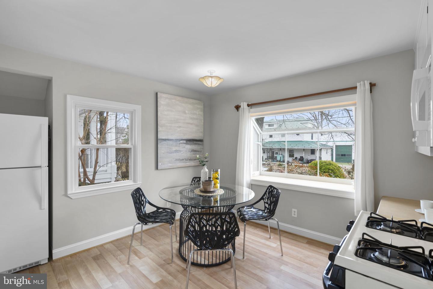 5713 6TH ST N, ARLINGTON, Virginia 22205, 3 Bedrooms Bedrooms, ,2 BathroomsBathrooms,Residential,For sale,5713 6TH ST N,VAAR2068326 MLS # VAAR2068326