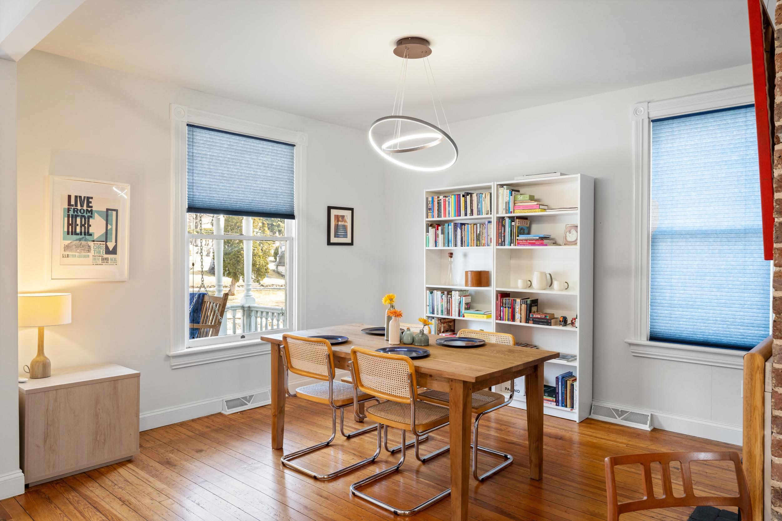 1012 W BEVERLEY ST, STAUNTON, Virginia 24401, 3 Bedrooms Bedrooms, ,2 BathroomsBathrooms,Residential,1012 W BEVERLEY ST,673970 MLS # 673970