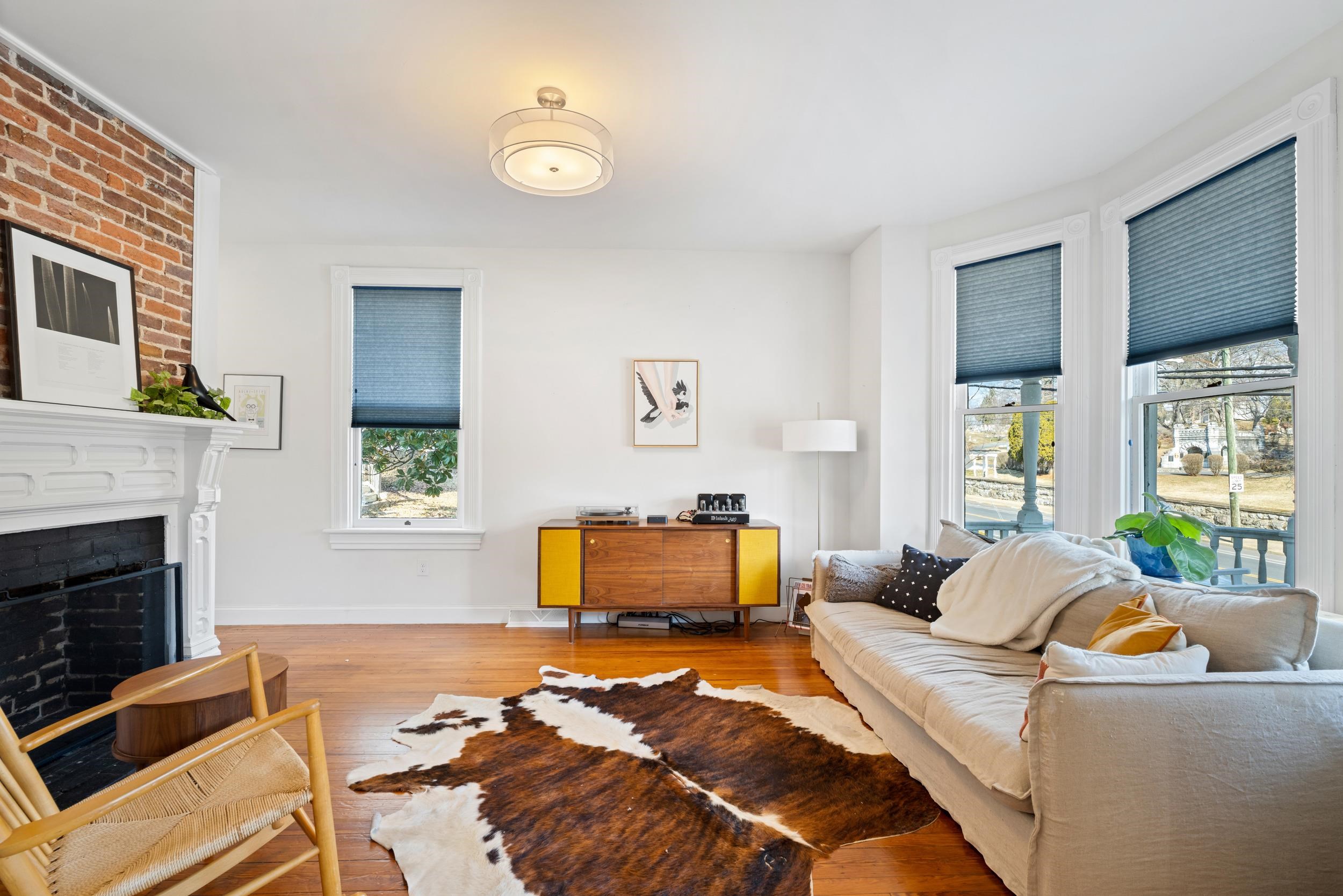 1012 W BEVERLEY ST, STAUNTON, Virginia 24401, 3 Bedrooms Bedrooms, ,2 BathroomsBathrooms,Residential,1012 W BEVERLEY ST,673970 MLS # 673970