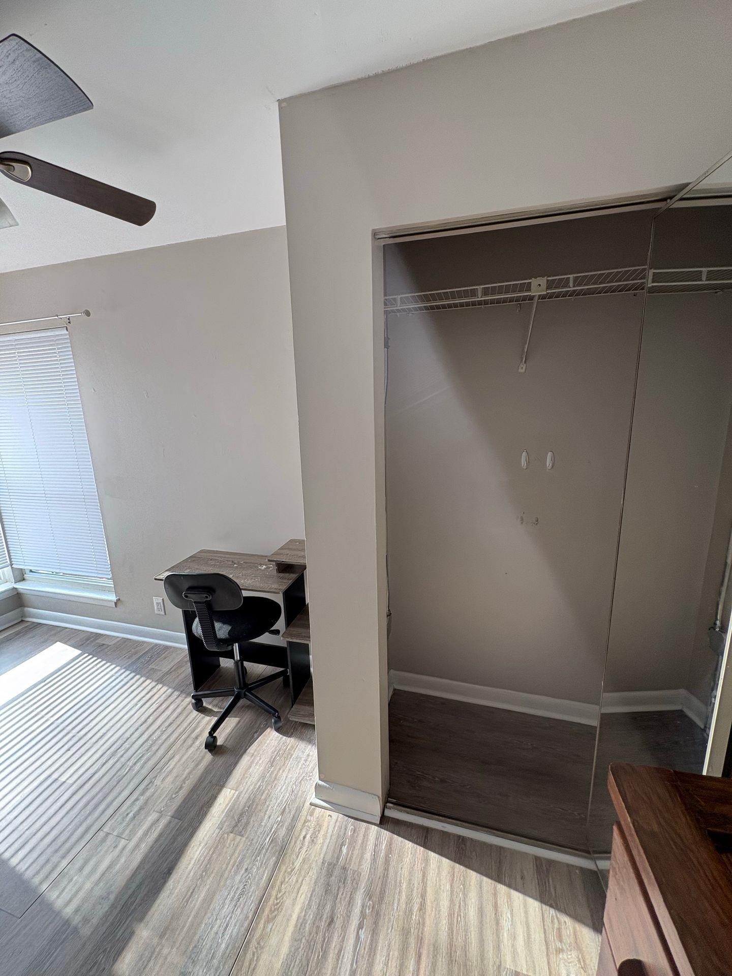 1390 HUNTERS RD, HARRISONBURG, Virginia 22801, 3 Bedrooms Bedrooms, ,2 BathroomsBathrooms,Residential,HUNTERS RIDGE CONDO,1390 HUNTERS RD,673973 MLS # 673973