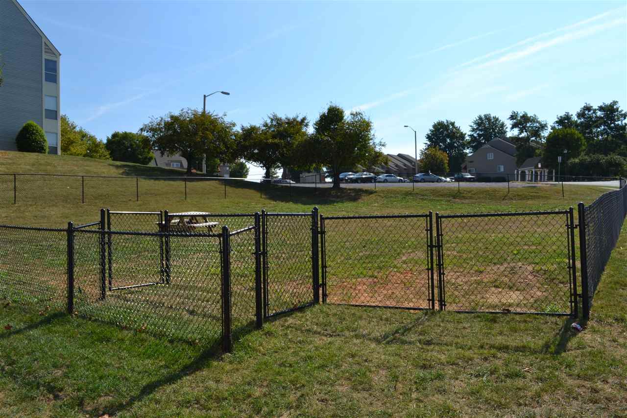 1390 HUNTERS RD, HARRISONBURG, Virginia 22801, 3 Bedrooms Bedrooms, ,2 BathroomsBathrooms,Residential,HUNTERS RIDGE CONDO,1390 HUNTERS RD,673973 MLS # 673973