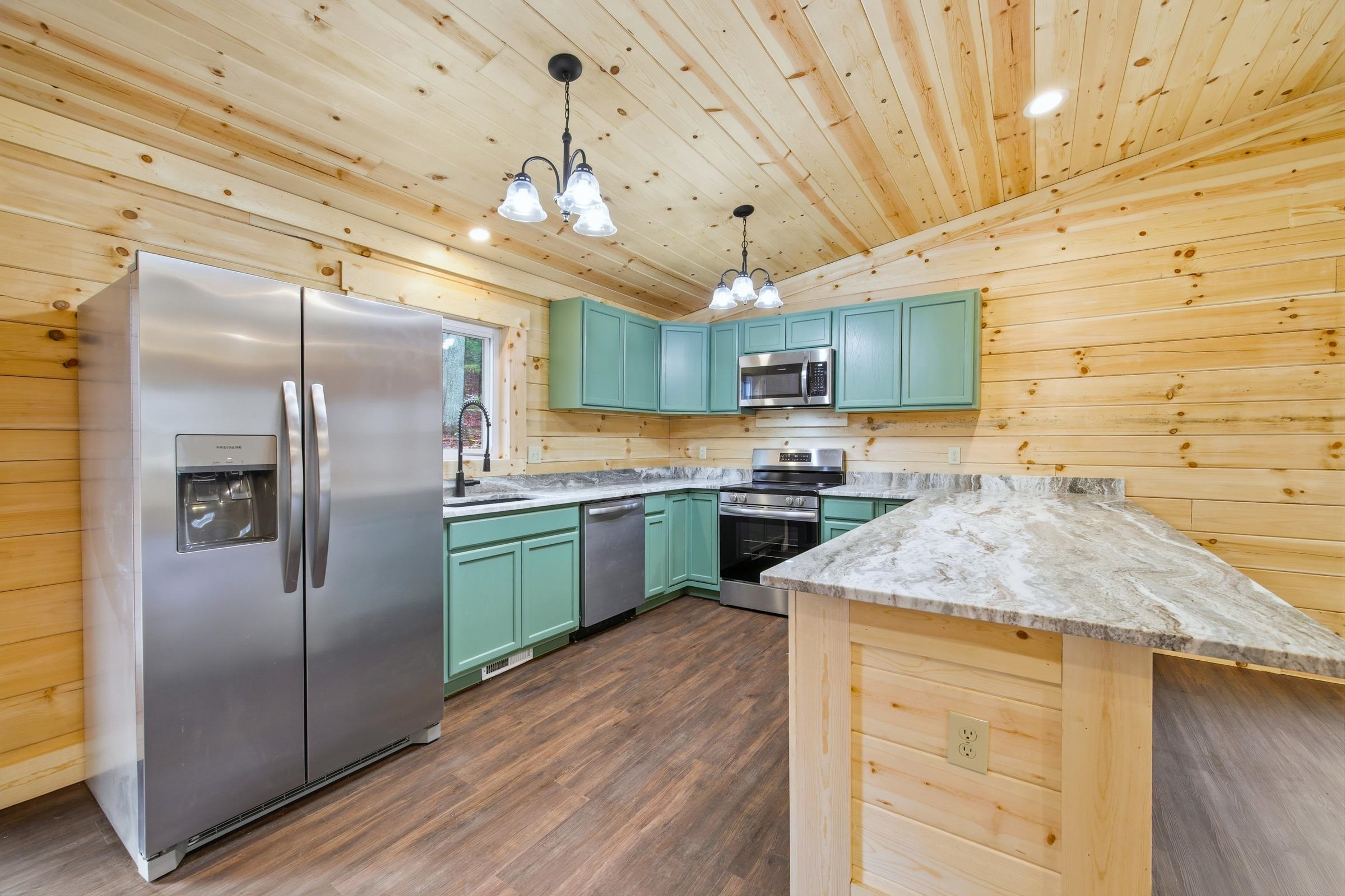 875 WILLOW LN, MOUNT JACKSON, Virginia 22842, 4 Bedrooms Bedrooms, ,4 BathroomsBathrooms,Residential,875 WILLOW LN,673980 MLS # 673980