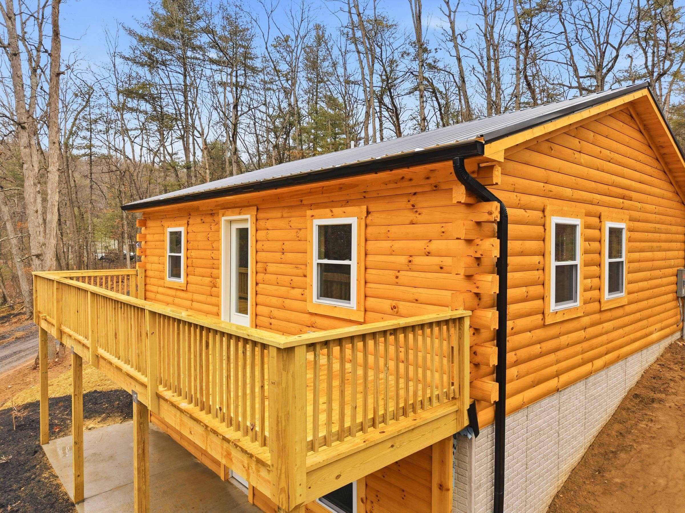 875 WILLOW LN, MOUNT JACKSON, Virginia 22842, 4 Bedrooms Bedrooms, ,4 BathroomsBathrooms,Residential,875 WILLOW LN,673980 MLS # 673980