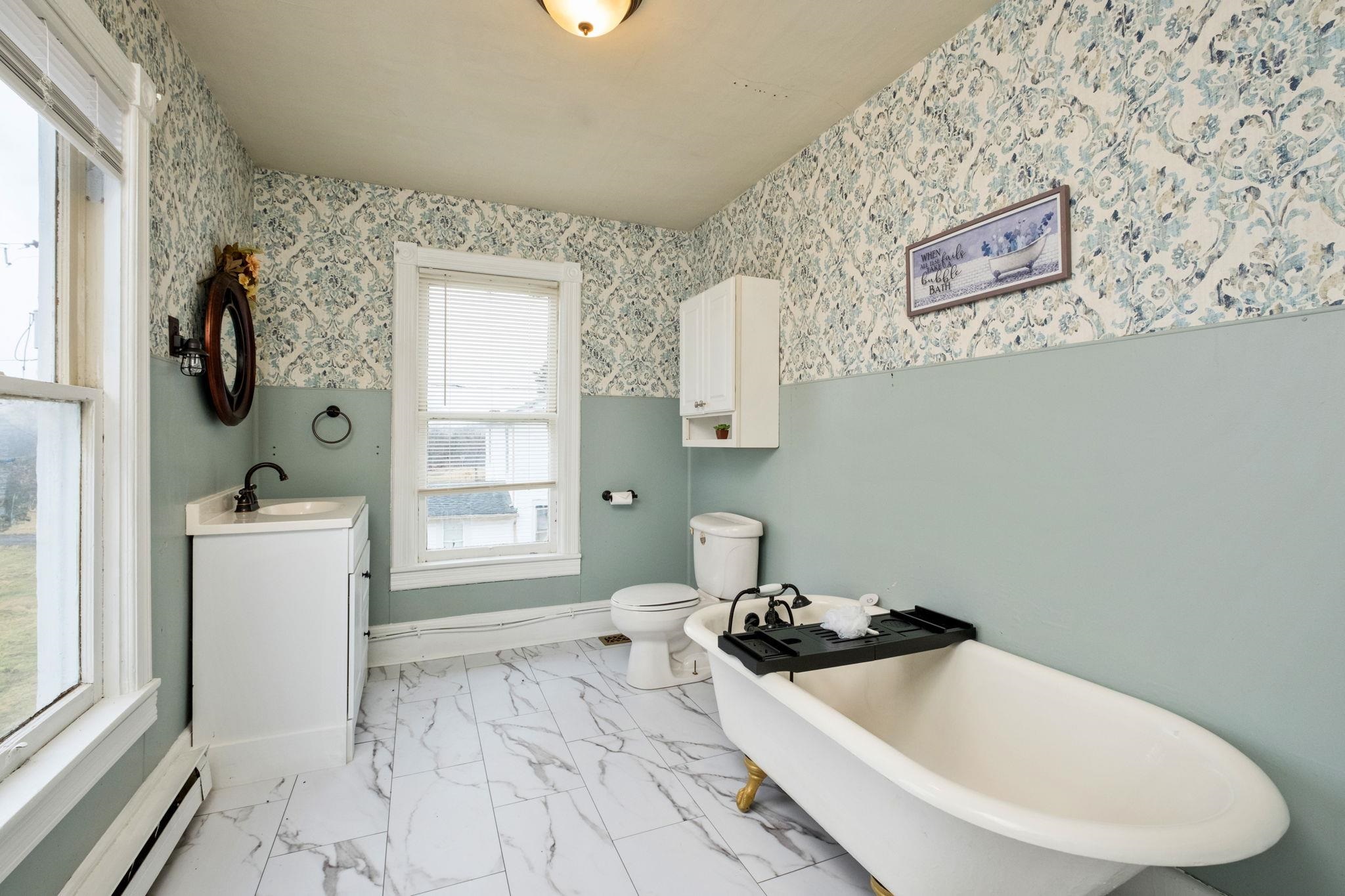 1681 NEW HOPE AND CRIMORA RD, CRIMORA, Virginia 24431, 4 Bedrooms Bedrooms, ,2 BathroomsBathrooms,Residential,1681 NEW HOPE AND CRIMORA RD,673984 MLS # 673984