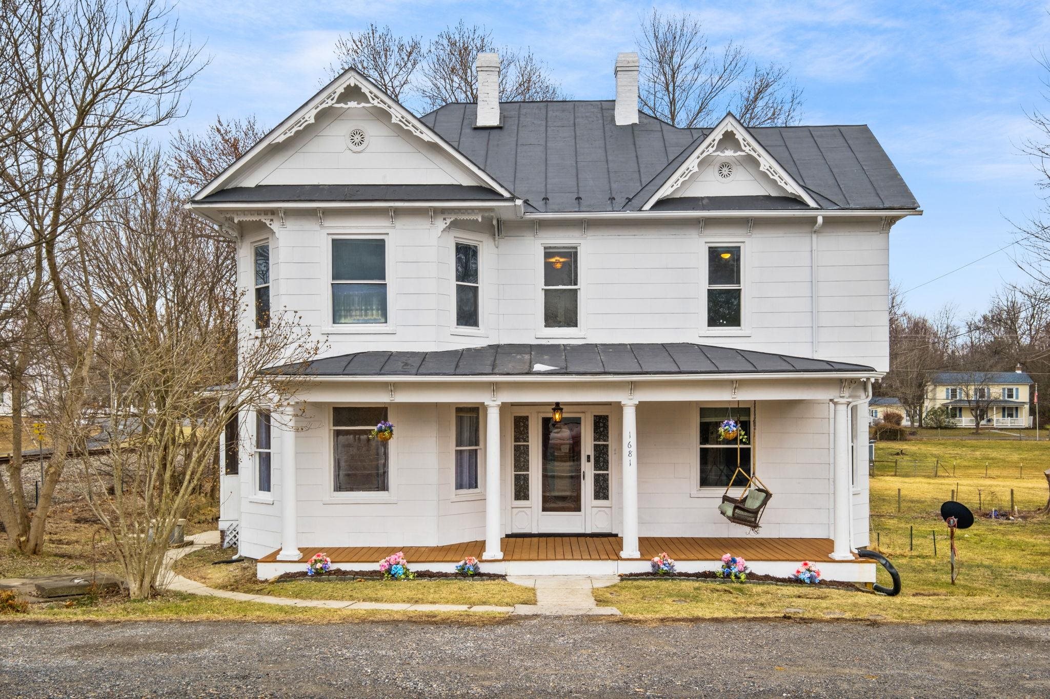 1681 NEW HOPE AND CRIMORA RD, CRIMORA, Virginia 24431, 4 Bedrooms Bedrooms, ,2 BathroomsBathrooms,Residential,1681 NEW HOPE AND CRIMORA RD,673984 MLS # 673984