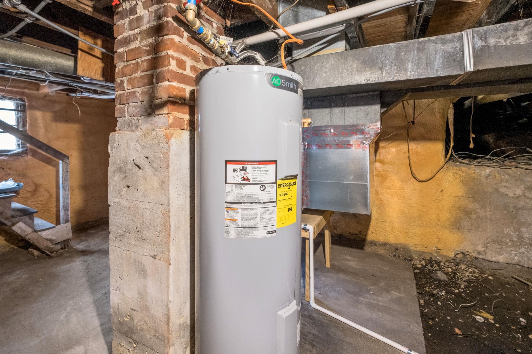 1681 NEW HOPE AND CRIMORA RD, CRIMORA, Virginia 24431, 4 Bedrooms Bedrooms, ,2 BathroomsBathrooms,Residential,1681 NEW HOPE AND CRIMORA RD,673984 MLS # 673984