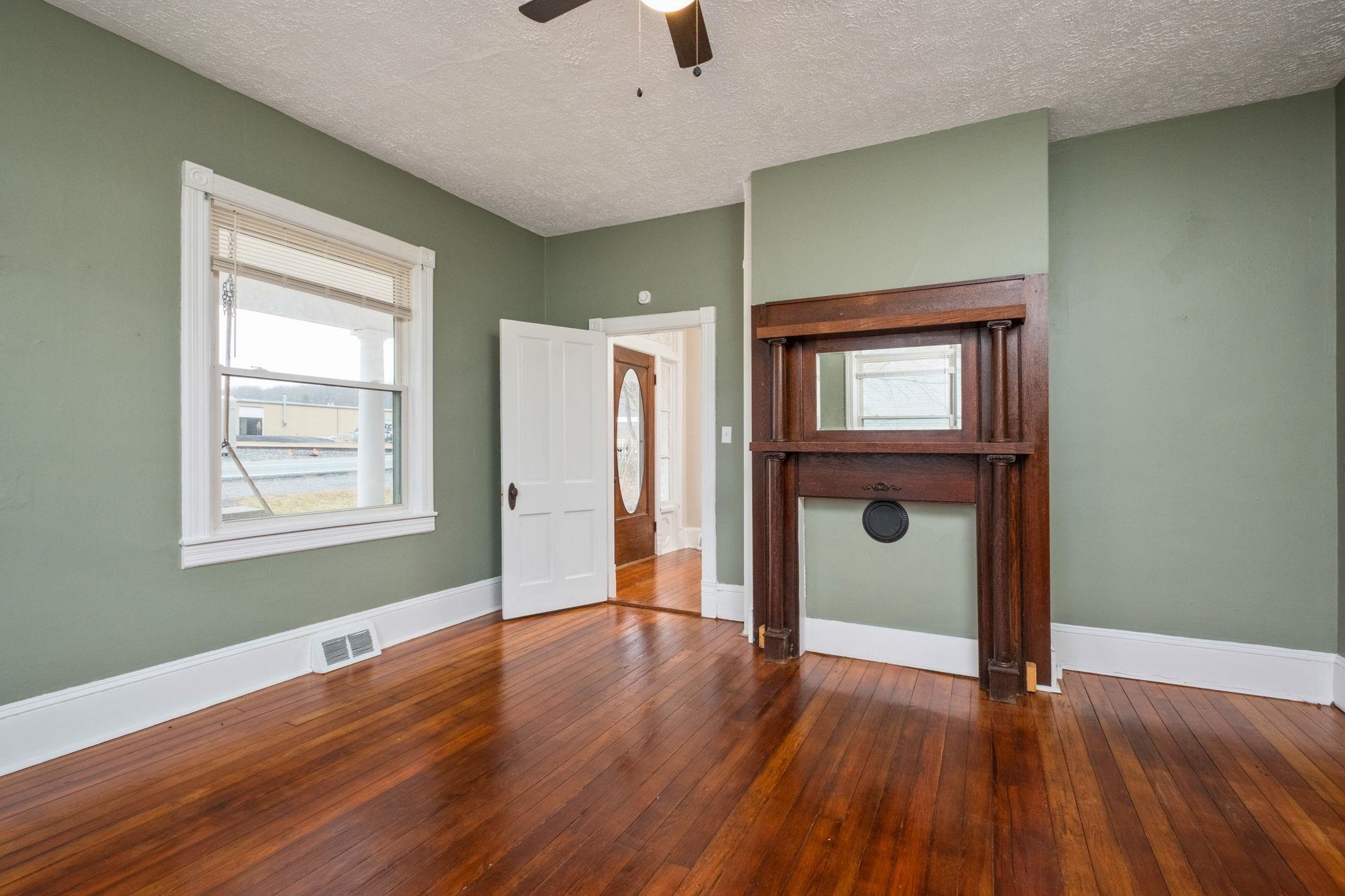 1681 NEW HOPE AND CRIMORA RD, CRIMORA, Virginia 24431, 4 Bedrooms Bedrooms, ,2 BathroomsBathrooms,Residential,1681 NEW HOPE AND CRIMORA RD,673984 MLS # 673984