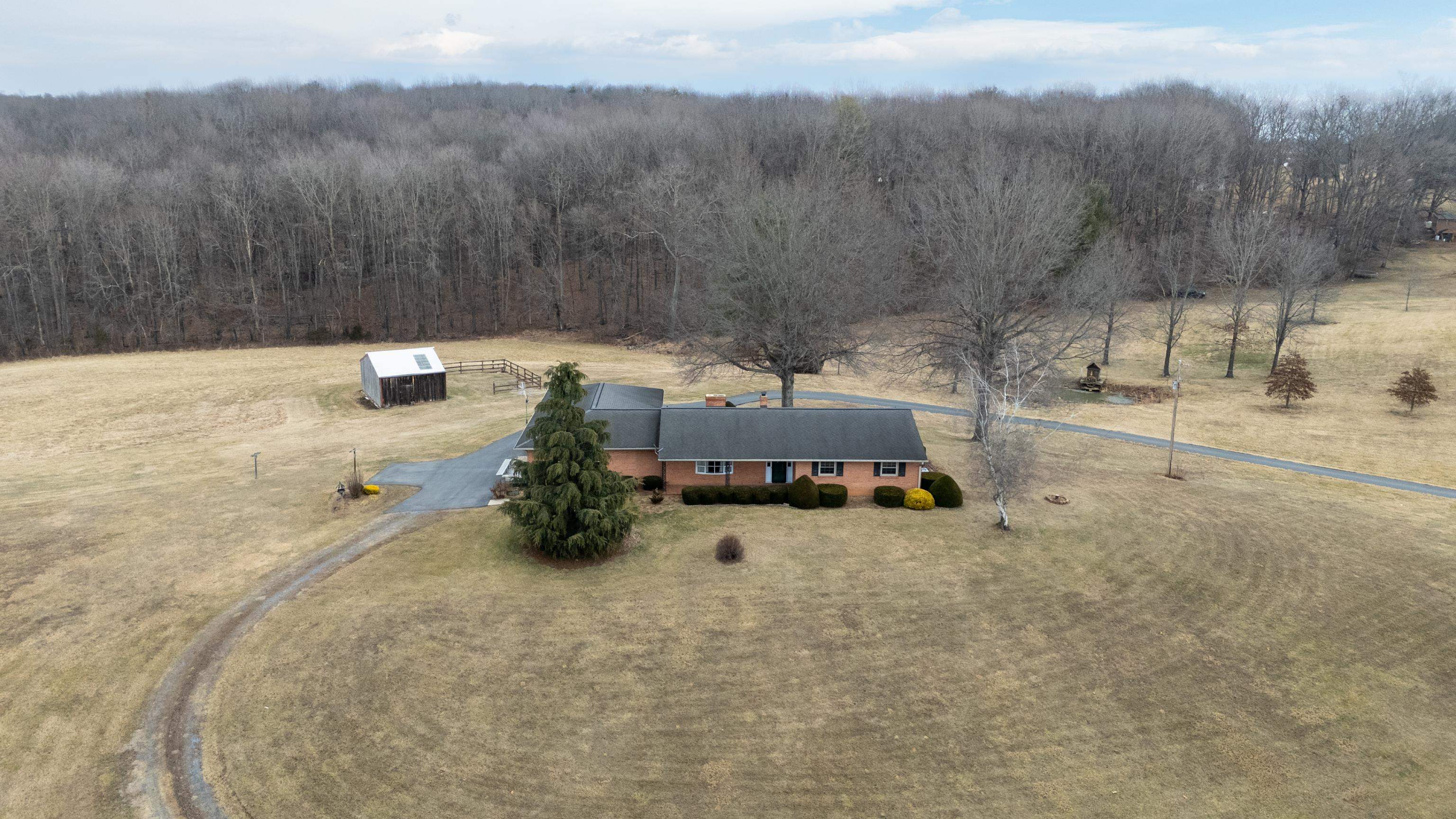 431 MT PISGAH RD, MOUNT SIDNEY, Virginia 24467, 3 Bedrooms Bedrooms, ,2 BathroomsBathrooms,Residential,431 MT PISGAH RD,673988 MLS # 673988