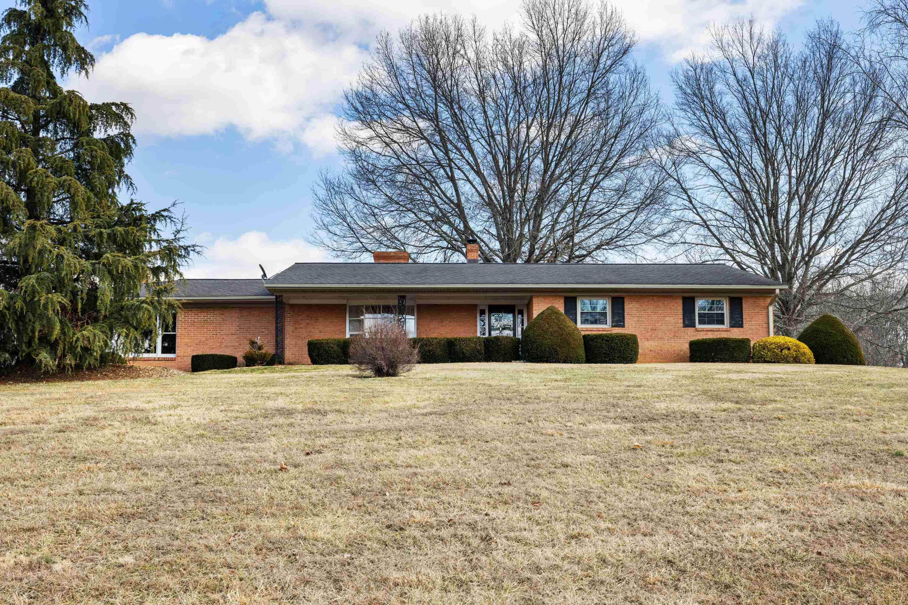 431 MT PISGAH RD, MOUNT SIDNEY, Virginia 24467, 3 Bedrooms Bedrooms, ,2 BathroomsBathrooms,Residential,431 MT PISGAH RD,673988 MLS # 673988