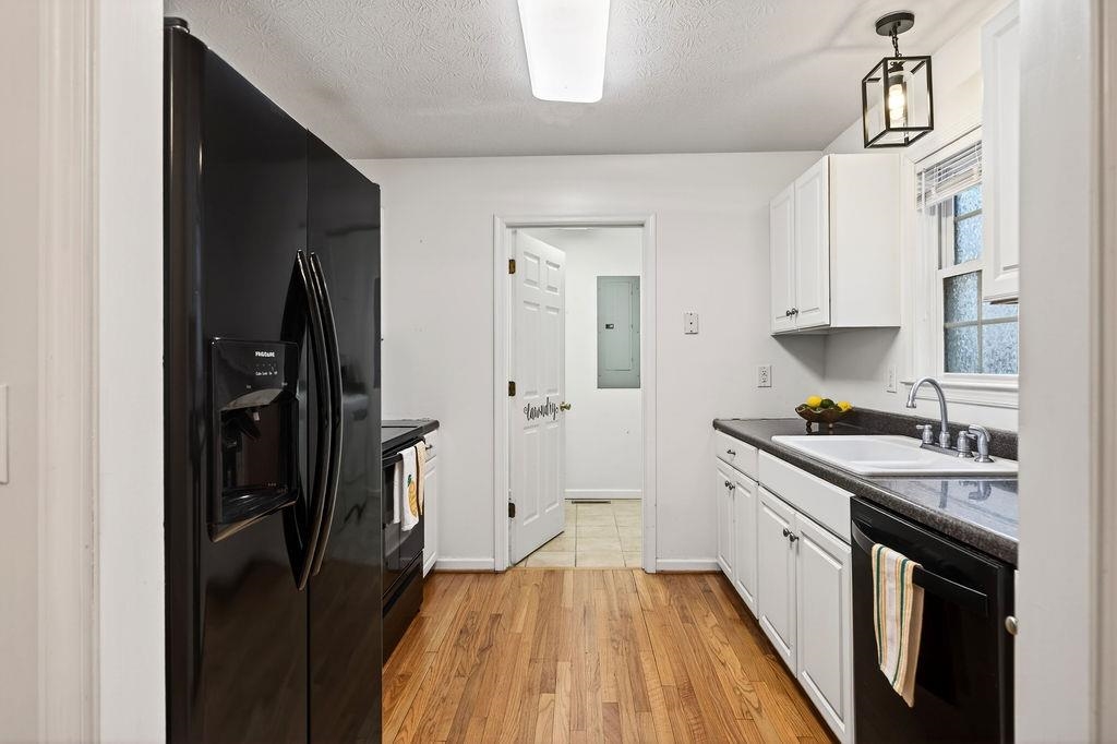 616 GRUBERT AVE, STAUNTON, Virginia 24401, 3 Bedrooms Bedrooms, ,2 BathroomsBathrooms,Residential,616 GRUBERT AVE,673990 MLS # 673990