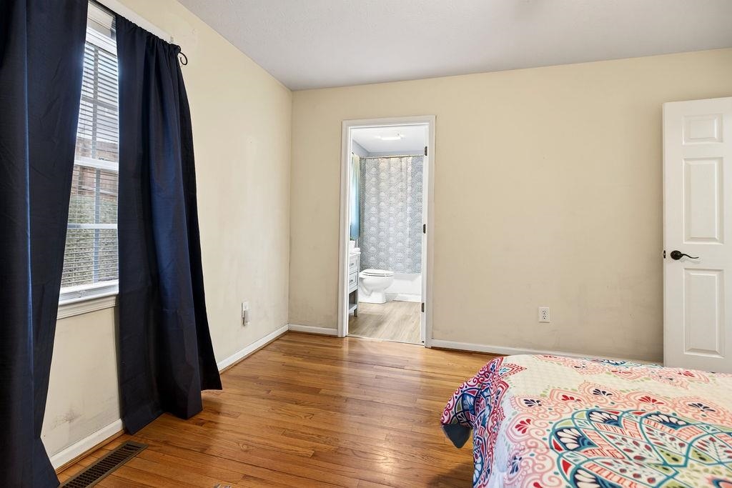 616 GRUBERT AVE, STAUNTON, Virginia 24401, 3 Bedrooms Bedrooms, ,2 BathroomsBathrooms,Residential,616 GRUBERT AVE,673990 MLS # 673990