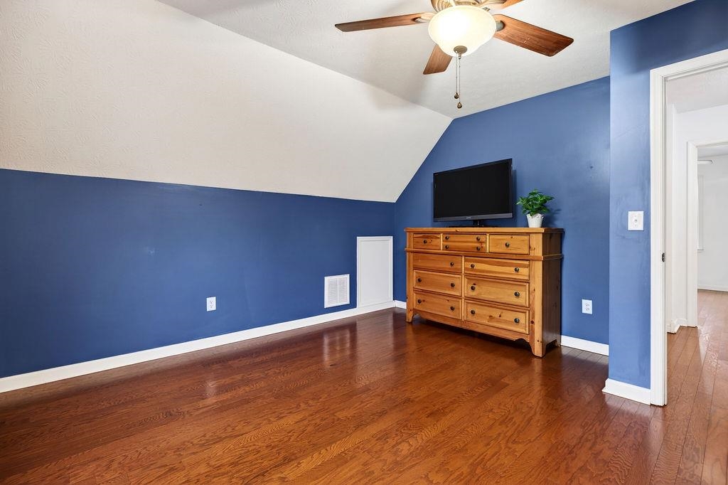 616 GRUBERT AVE, STAUNTON, Virginia 24401, 3 Bedrooms Bedrooms, ,2 BathroomsBathrooms,Residential,616 GRUBERT AVE,673990 MLS # 673990