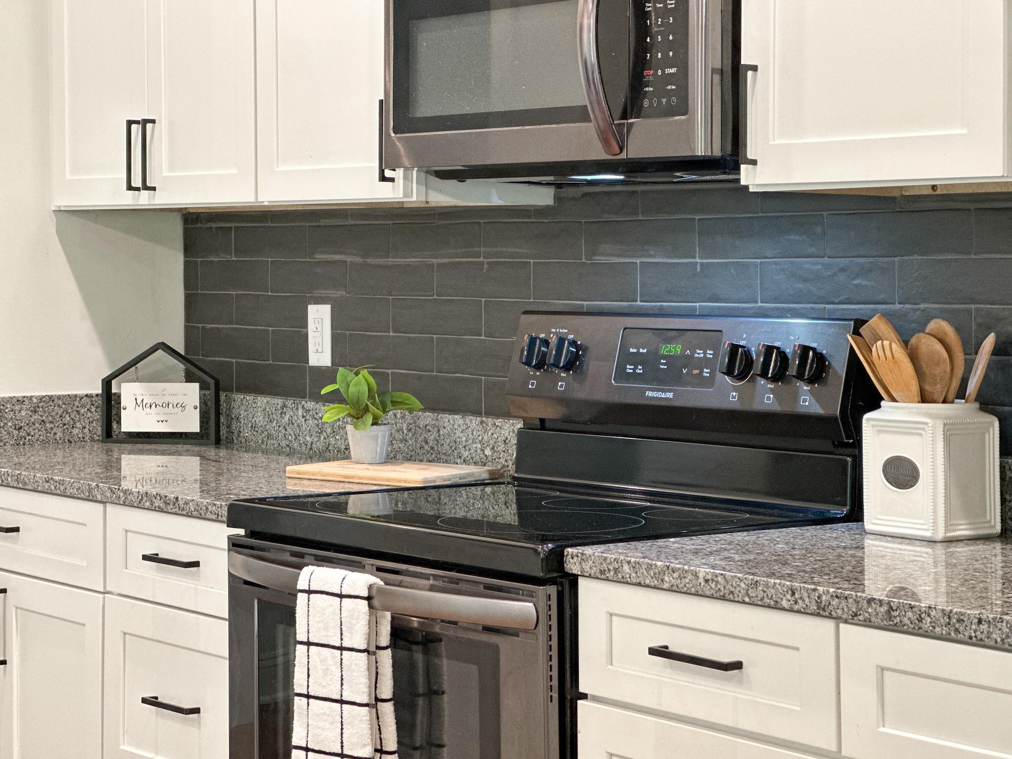 55 MCILWEE LN, STAUNTON, Virginia 24401, 3 Bedrooms Bedrooms, ,2 BathroomsBathrooms,Residential,55 MCILWEE LN,673997 MLS # 673997