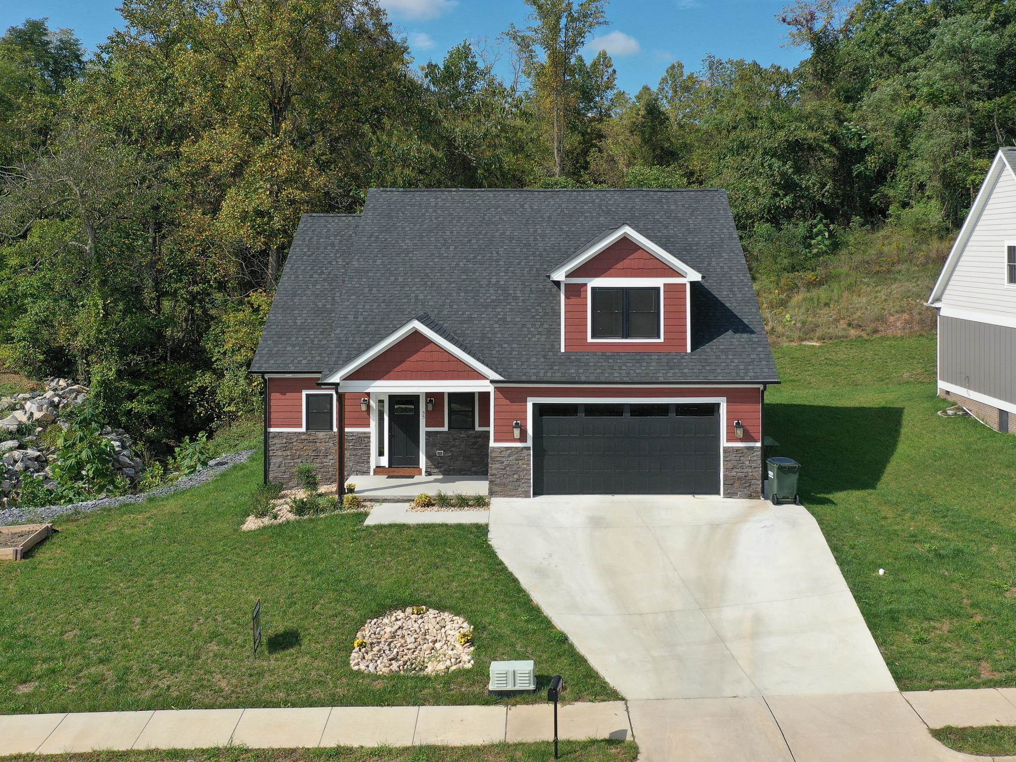 55 MCILWEE LN, STAUNTON, Virginia 24401, 3 Bedrooms Bedrooms, ,2 BathroomsBathrooms,Residential,55 MCILWEE LN,673997 MLS # 673997