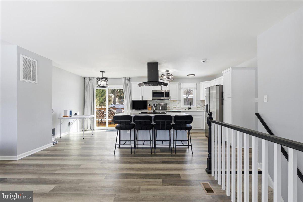 14901 CORDELL AVE, WOODBRIDGE, Virginia 22193, 4 Bedrooms Bedrooms, ,3 BathroomsBathrooms,Residential,For sale,14901 CORDELL AVE,VAPW2111626 MLS # VAPW2111626