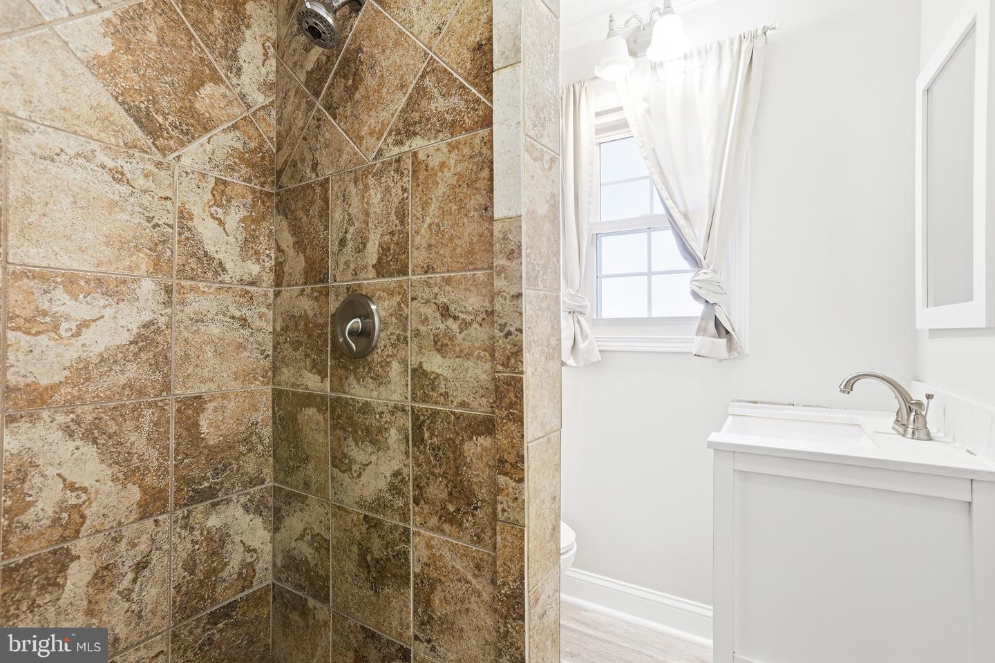 8324 NEWLAND RD, WARSAW, Virginia 22572, 4 Bedrooms Bedrooms, ,2 BathroomsBathrooms,Residential,For sale,8324 NEWLAND RD,VARV2000590 MLS # VARV2000590