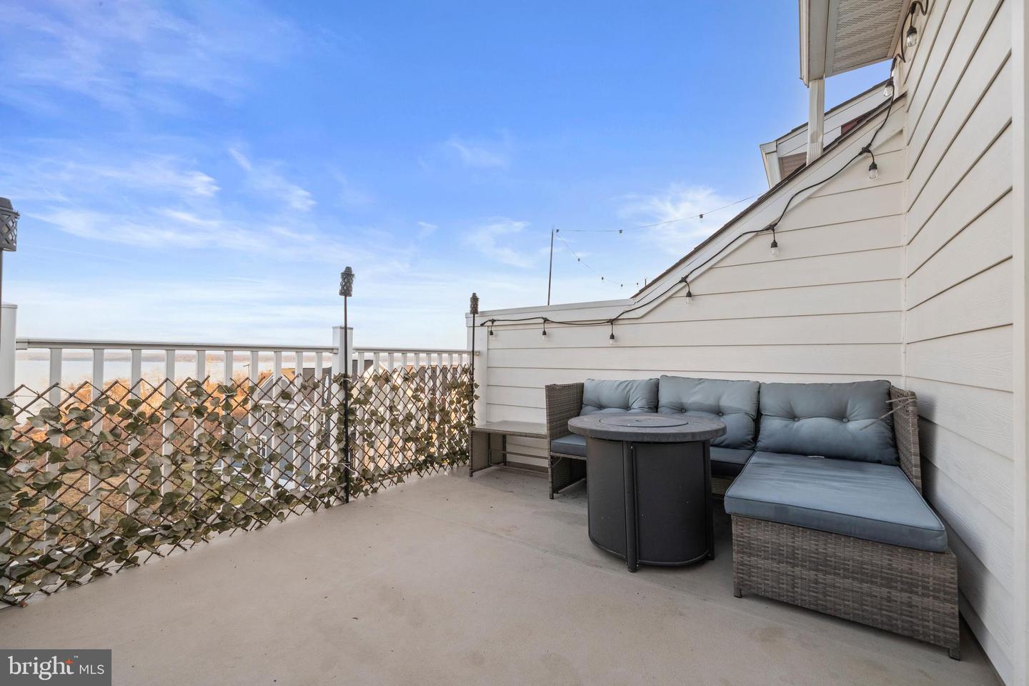 1581 SANDPIPER BAY LOOP, DUMFRIES, Virginia 22026, 4 Bedrooms Bedrooms, ,3 BathroomsBathrooms,Residential,For sale,1581 SANDPIPER BAY LOOP,VAPW2111730 MLS # VAPW2111730