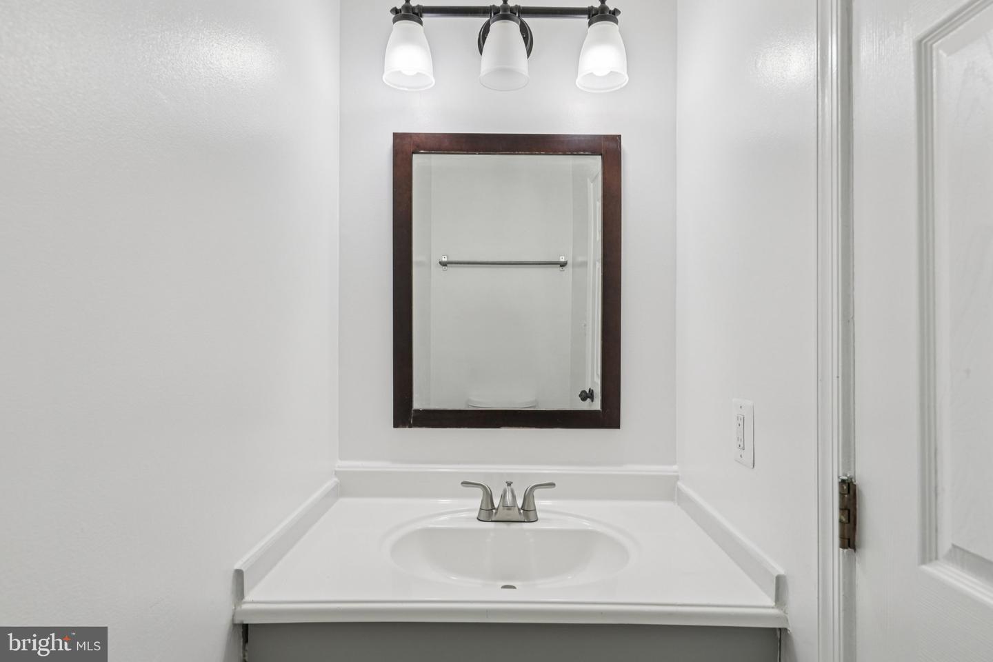 5154 MEETING PL, WOODBRIDGE, Virginia 22193, 4 Bedrooms Bedrooms, ,3 BathroomsBathrooms,Residential,For sale,5154 MEETING PL,VAPW2111736 MLS # VAPW2111736