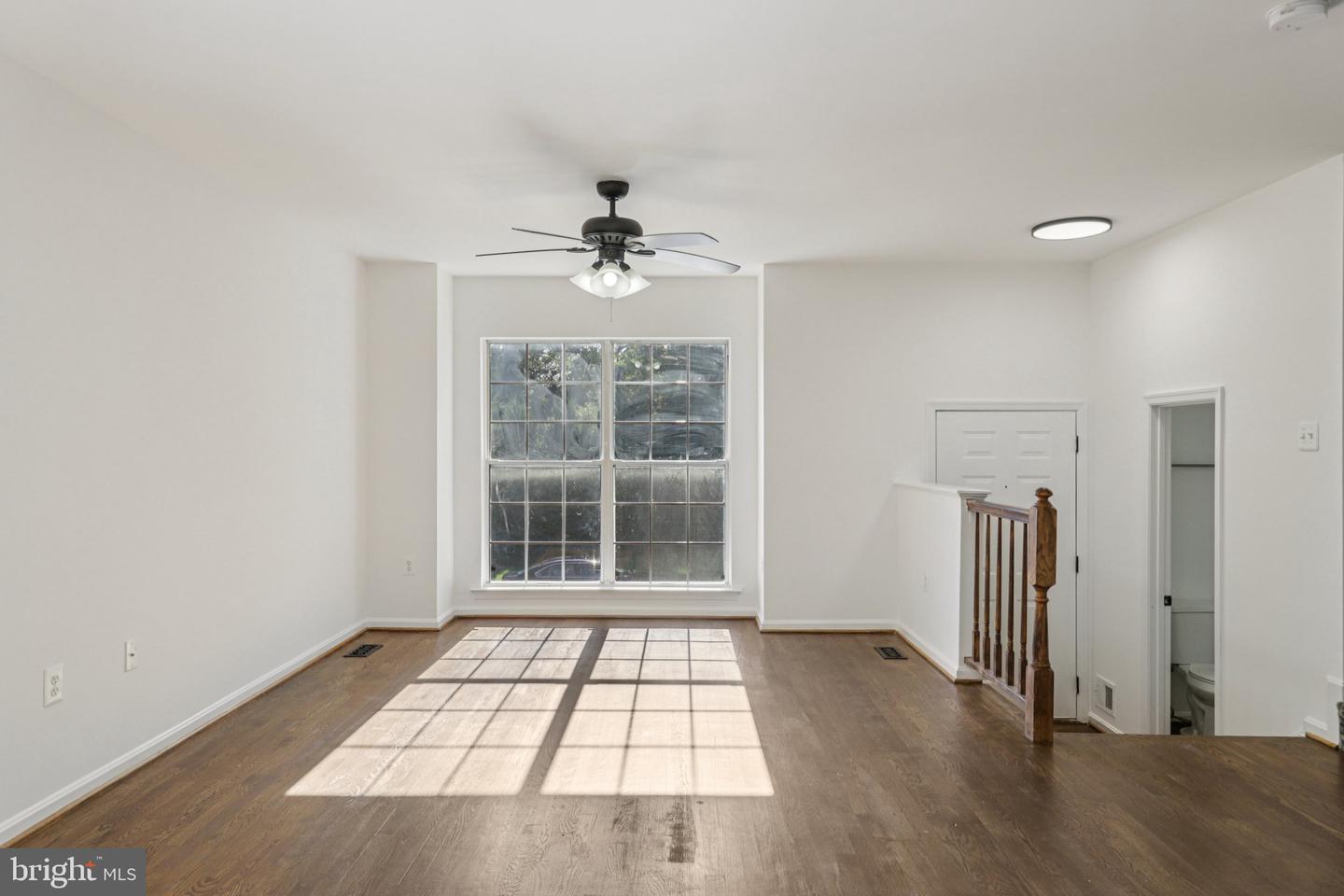 5154 MEETING PL, WOODBRIDGE, Virginia 22193, 4 Bedrooms Bedrooms, ,3 BathroomsBathrooms,Residential,For sale,5154 MEETING PL,VAPW2111736 MLS # VAPW2111736