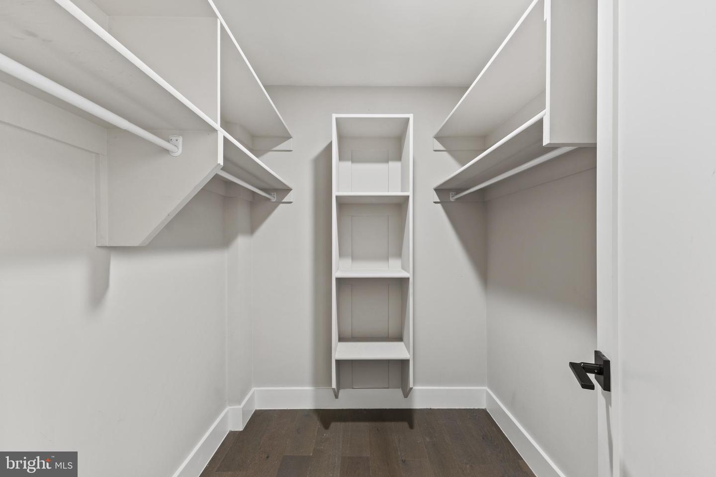 1028 BLADENSBURG RD NE #37, WASHINGTON, District Of Columbia 20002, 3 Bedrooms Bedrooms, ,2 BathroomsBathrooms,Residential,For sale,1028 BLADENSBURG RD NE #37,DCDC2244480 MLS # DCDC2244480