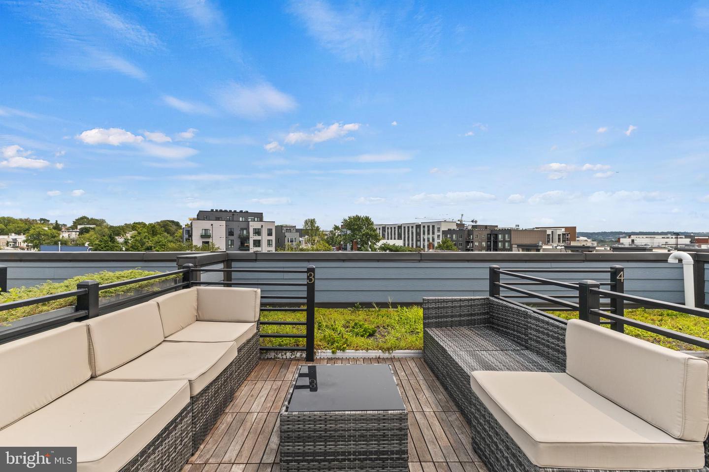 1028 BLADENSBURG RD NE #37, WASHINGTON, District Of Columbia 20002, 3 Bedrooms Bedrooms, ,2 BathroomsBathrooms,Residential,For sale,1028 BLADENSBURG RD NE #37,DCDC2244480 MLS # DCDC2244480