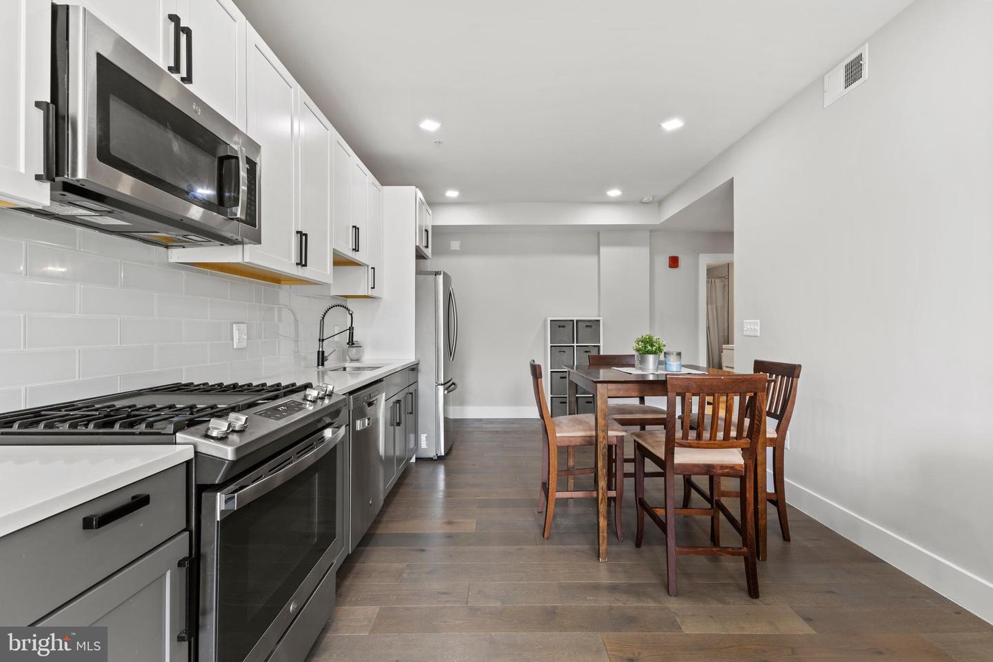 1028 BLADENSBURG RD NE #37, WASHINGTON, District Of Columbia 20002, 3 Bedrooms Bedrooms, ,2 BathroomsBathrooms,Residential,For sale,1028 BLADENSBURG RD NE #37,DCDC2244480 MLS # DCDC2244480