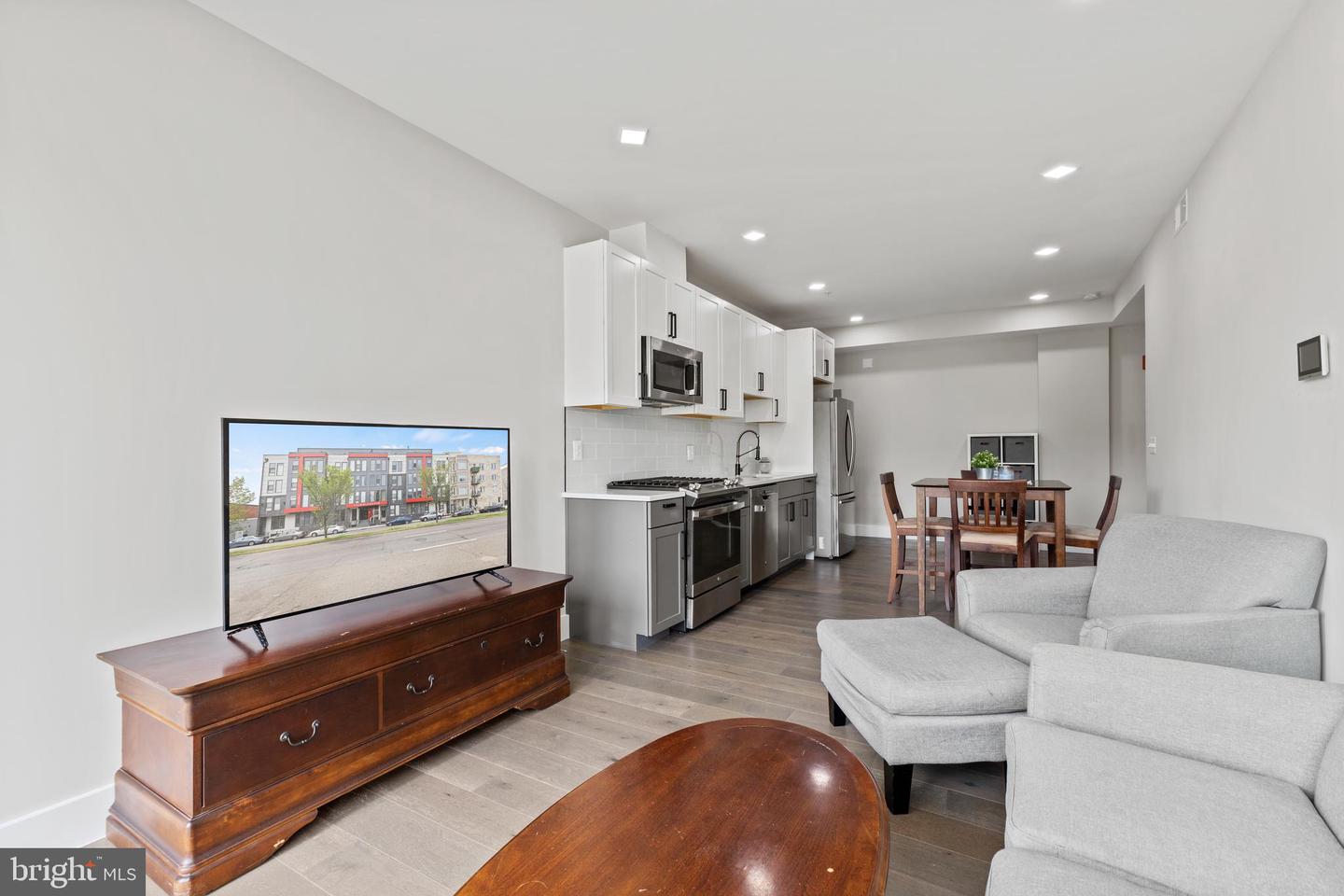 1028 BLADENSBURG RD NE #37, WASHINGTON, District Of Columbia 20002, 3 Bedrooms Bedrooms, ,2 BathroomsBathrooms,Residential,For sale,1028 BLADENSBURG RD NE #37,DCDC2244480 MLS # DCDC2244480