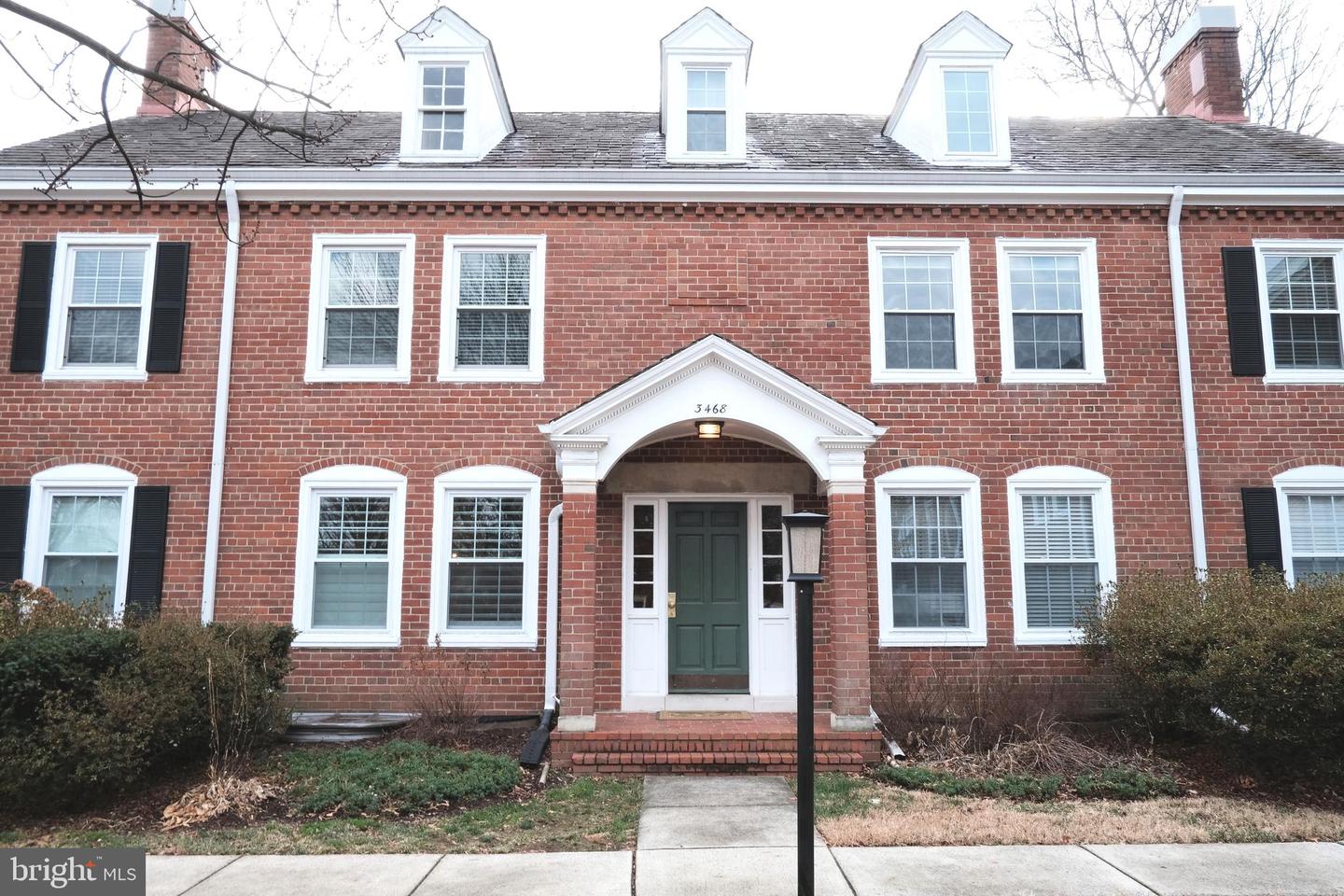 3468 S STAFFORD ST #A1, ARLINGTON, Virginia 22206, 2 Bedrooms Bedrooms, ,2 BathroomsBathrooms,Residential,For sale,3468 S STAFFORD ST #A1,VAAR2068536 MLS # VAAR2068536