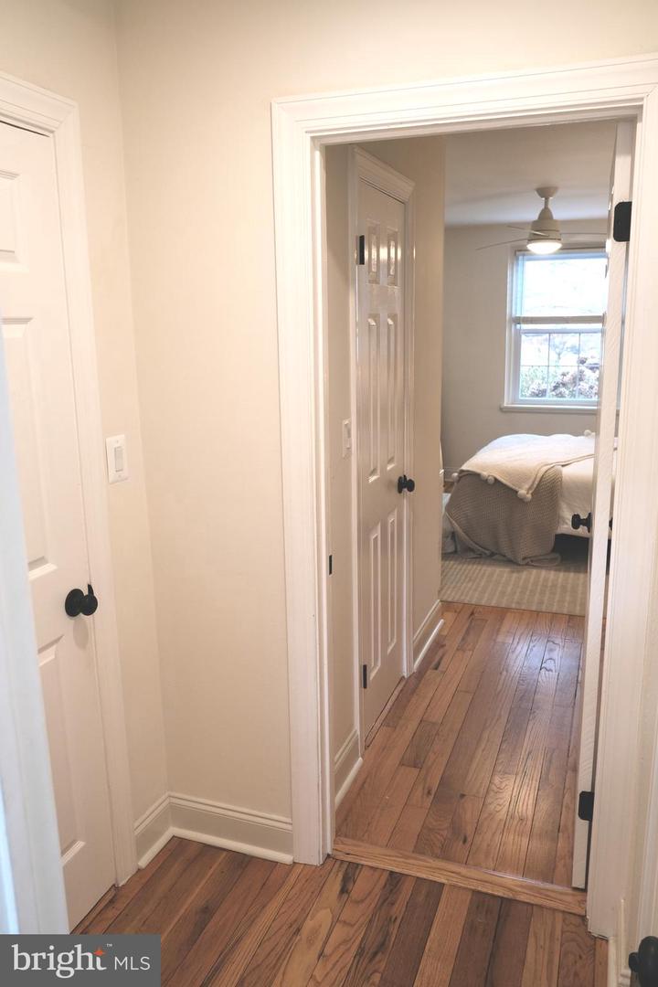 3468 S STAFFORD ST #A1, ARLINGTON, Virginia 22206, 2 Bedrooms Bedrooms, ,2 BathroomsBathrooms,Residential,For sale,3468 S STAFFORD ST #A1,VAAR2068536 MLS # VAAR2068536