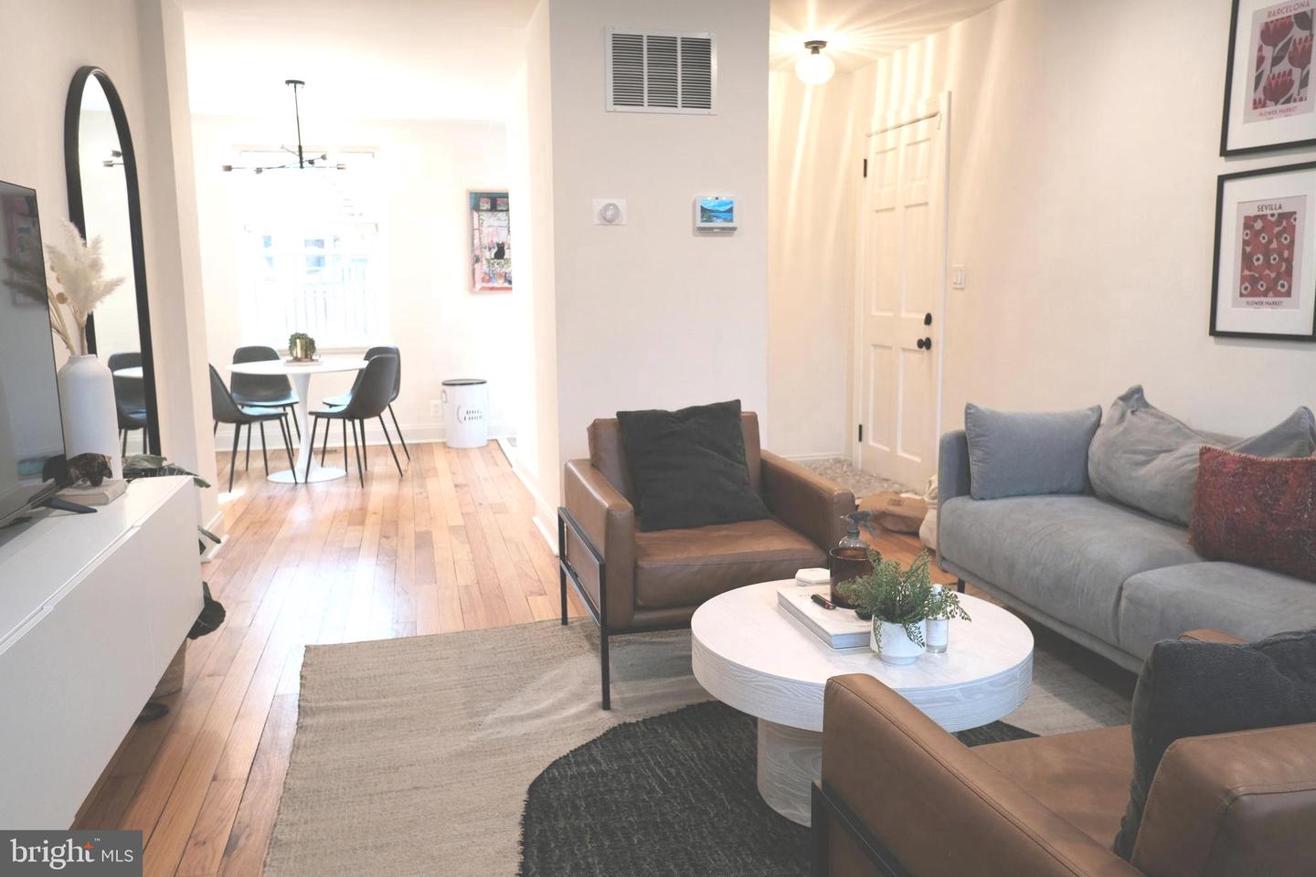 3468 S STAFFORD ST #A1, ARLINGTON, Virginia 22206, 2 Bedrooms Bedrooms, ,2 BathroomsBathrooms,Residential,For sale,3468 S STAFFORD ST #A1,VAAR2068536 MLS # VAAR2068536