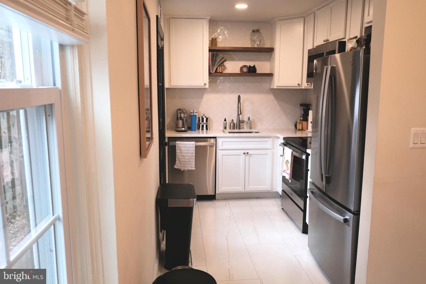 3468 S STAFFORD ST #A1, ARLINGTON, Virginia 22206, 2 Bedrooms Bedrooms, ,2 BathroomsBathrooms,Residential,For sale,3468 S STAFFORD ST #A1,VAAR2068536 MLS # VAAR2068536