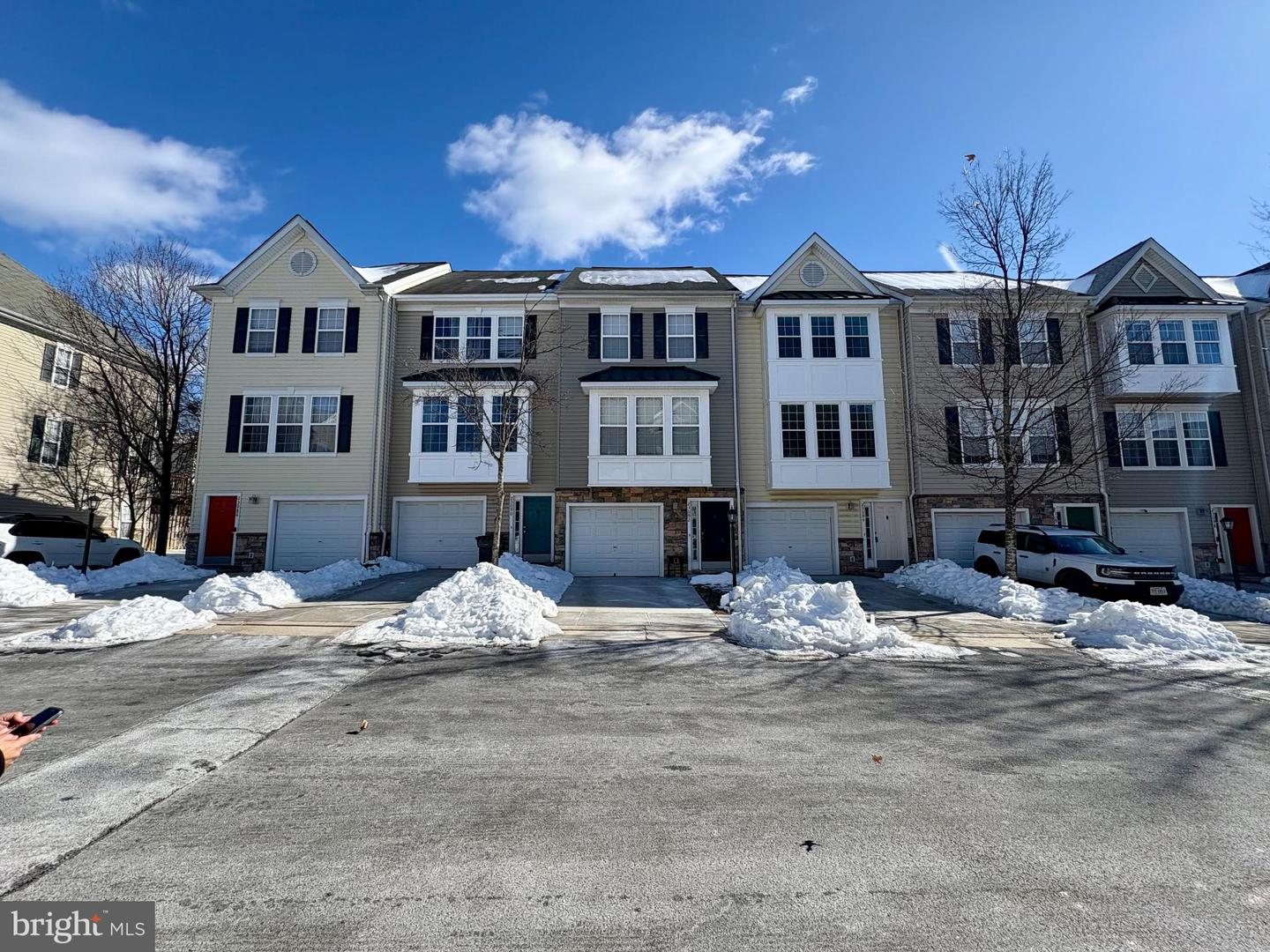 23092 FONTWELL SQ, STERLING, Virginia 20166, 4 Bedrooms Bedrooms, ,3 BathroomsBathrooms,Residential,For sale,23092 FONTWELL SQ,VALO2115302 MLS # VALO2115302