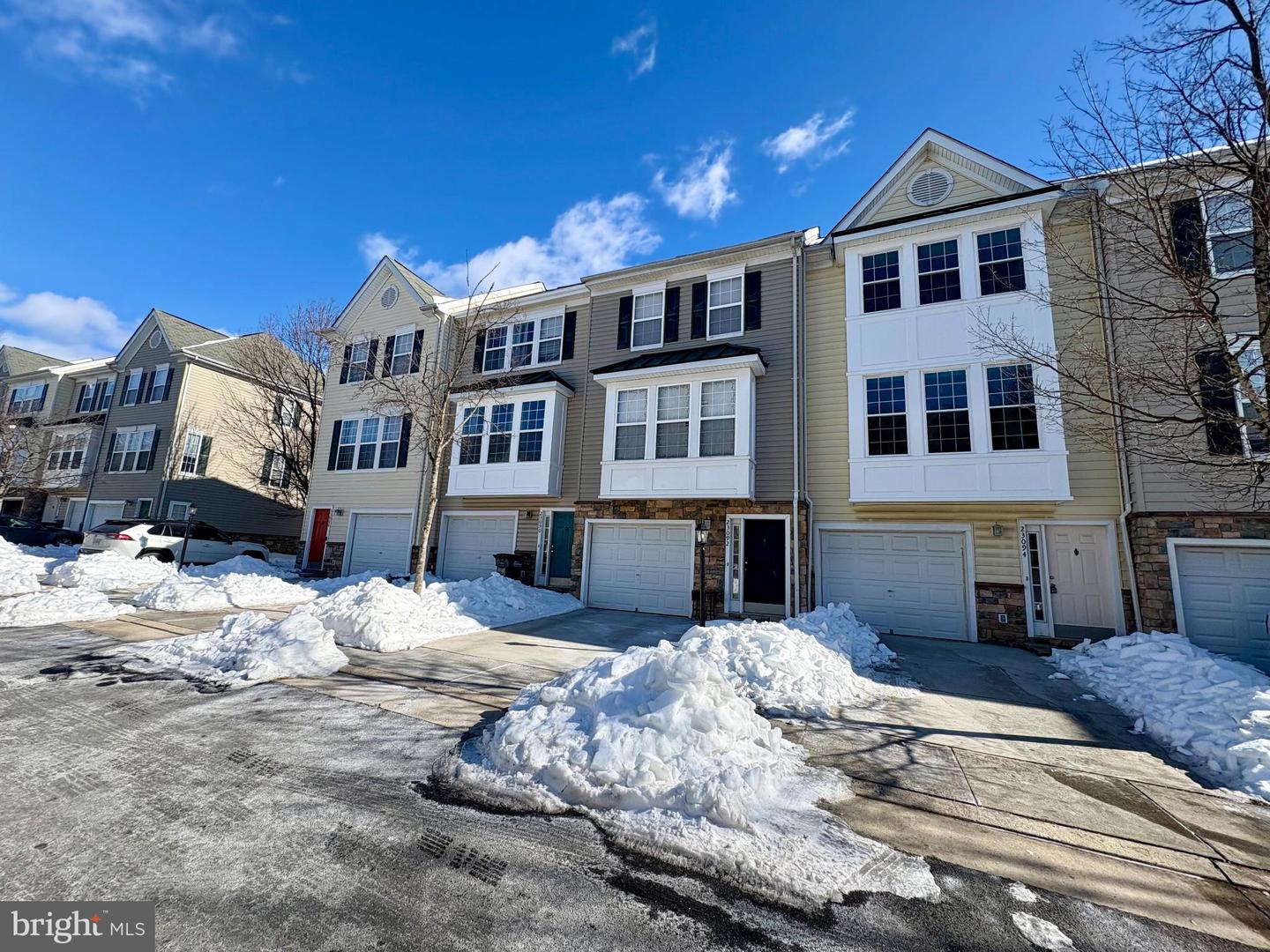 23092 FONTWELL SQ, STERLING, Virginia 20166, 4 Bedrooms Bedrooms, ,3 BathroomsBathrooms,Residential,For sale,23092 FONTWELL SQ,VALO2115302 MLS # VALO2115302