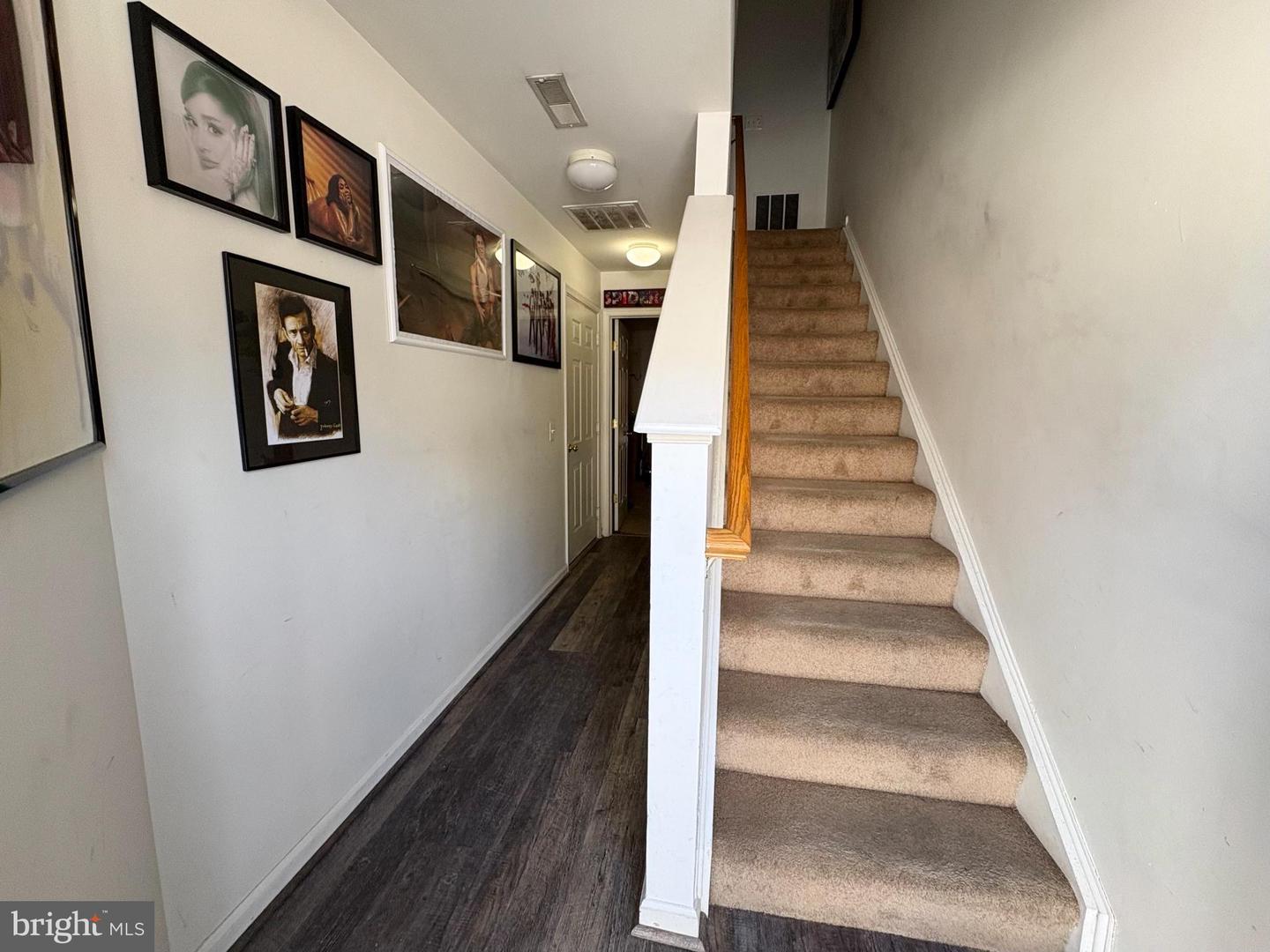 23092 FONTWELL SQ, STERLING, Virginia 20166, 4 Bedrooms Bedrooms, ,3 BathroomsBathrooms,Residential,For sale,23092 FONTWELL SQ,VALO2115302 MLS # VALO2115302