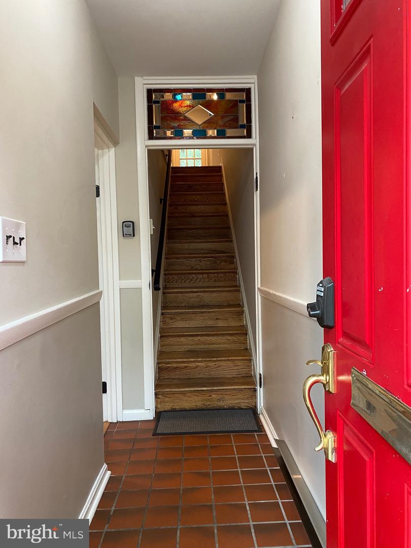 339 SE 11TH ST SE, WASHINGTON, District Of Columbia 20003, 3 Bedrooms Bedrooms, ,2 BathroomsBathrooms,Residential,For sale,339 SE 11TH ST SE,DCDC2244932 MLS # DCDC2244932