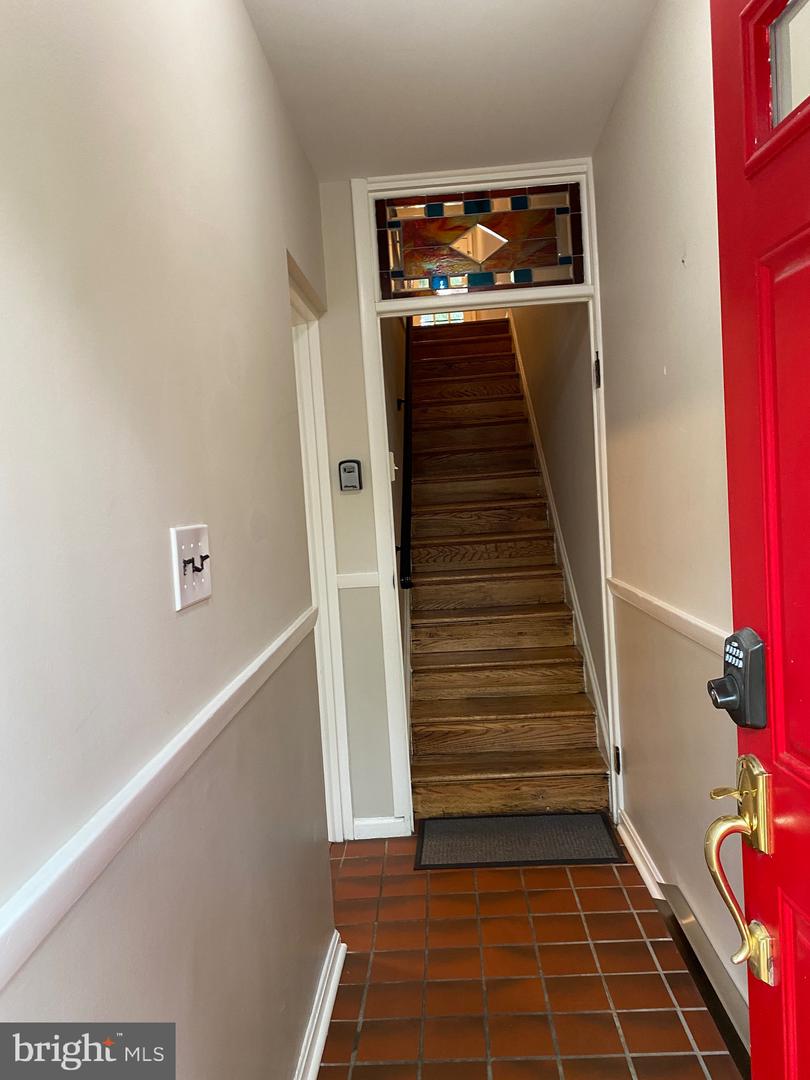 339 SE 11TH ST SE, WASHINGTON, District Of Columbia 20003, 3 Bedrooms Bedrooms, ,2 BathroomsBathrooms,Residential,For sale,339 SE 11TH ST SE,DCDC2244932 MLS # DCDC2244932