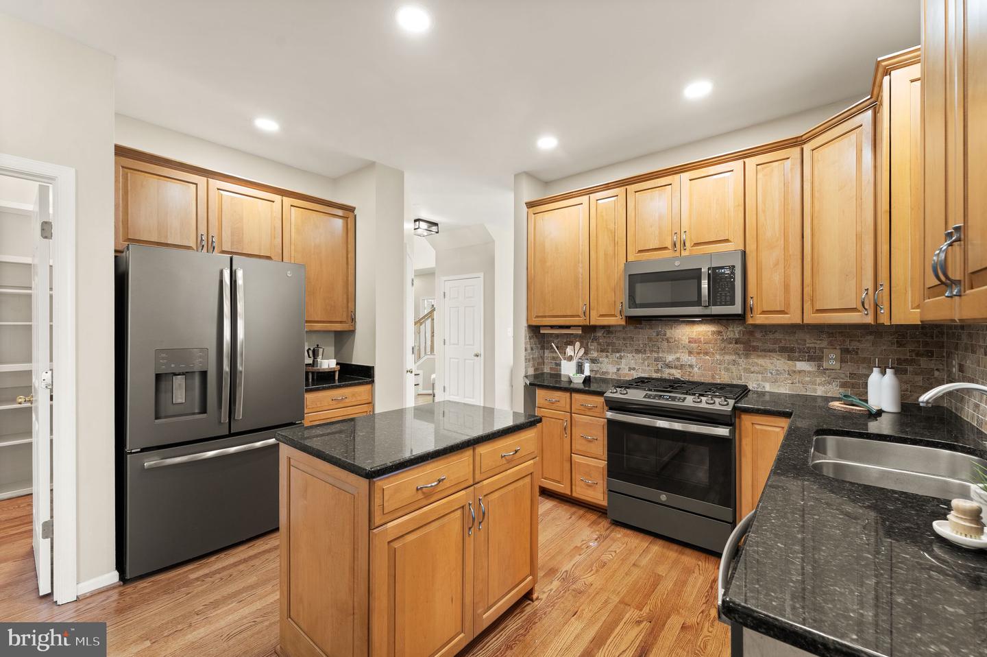 20807 FENWICK DR, ASHBURN, Virginia 20147, 4 Bedrooms Bedrooms, ,3 BathroomsBathrooms,Residential,For sale,20807 FENWICK DR,VALO2115428 MLS # VALO2115428