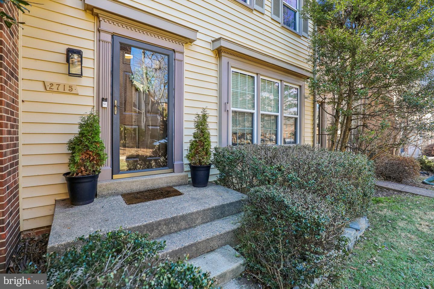 2715 SHAWN LEIGH DR, VIENNA, Virginia 22181, 3 Bedrooms Bedrooms, ,2 BathroomsBathrooms,Residential,For sale,2715 SHAWN LEIGH DR,VAFX2289584 MLS # VAFX2289584
