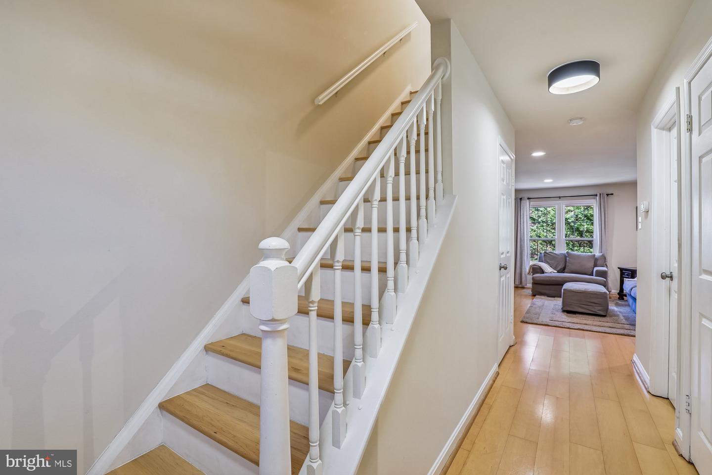 2715 SHAWN LEIGH DR, VIENNA, Virginia 22181, 3 Bedrooms Bedrooms, ,2 BathroomsBathrooms,Residential,For sale,2715 SHAWN LEIGH DR,VAFX2289584 MLS # VAFX2289584