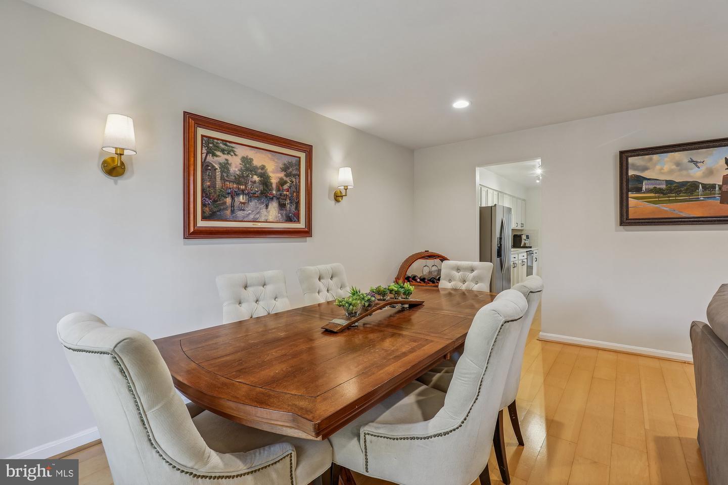 2715 SHAWN LEIGH DR, VIENNA, Virginia 22181, 3 Bedrooms Bedrooms, ,2 BathroomsBathrooms,Residential,For sale,2715 SHAWN LEIGH DR,VAFX2289584 MLS # VAFX2289584